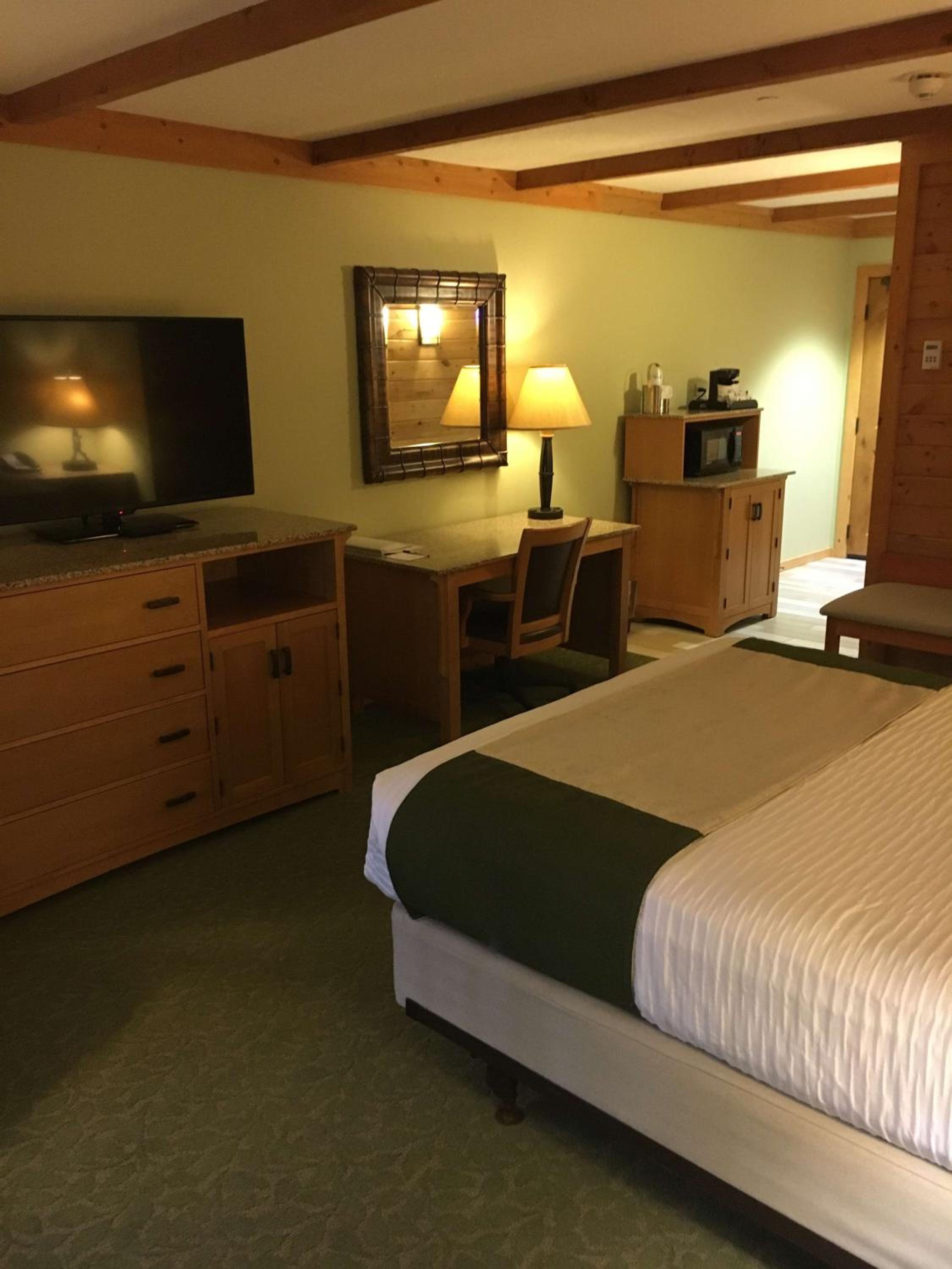 Queen Room - Disability Access/Non-Smoking - Photo 4