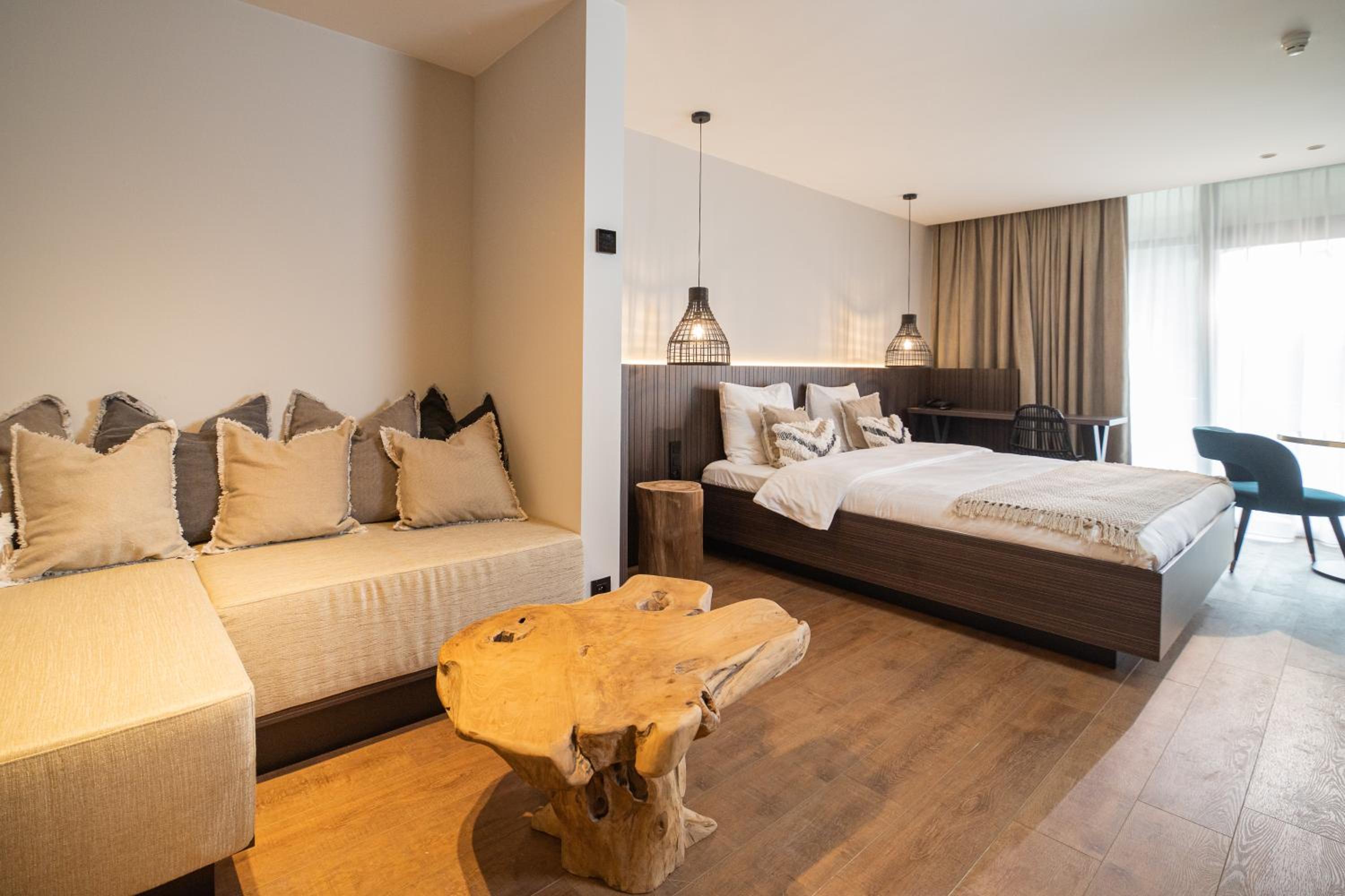 Suite with Spa Bath