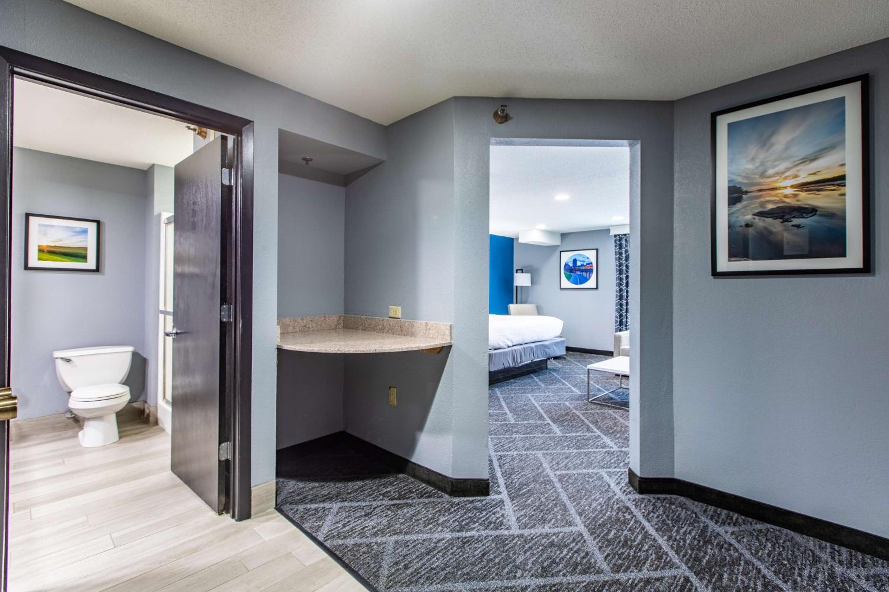 Executive King Room - Photo 3