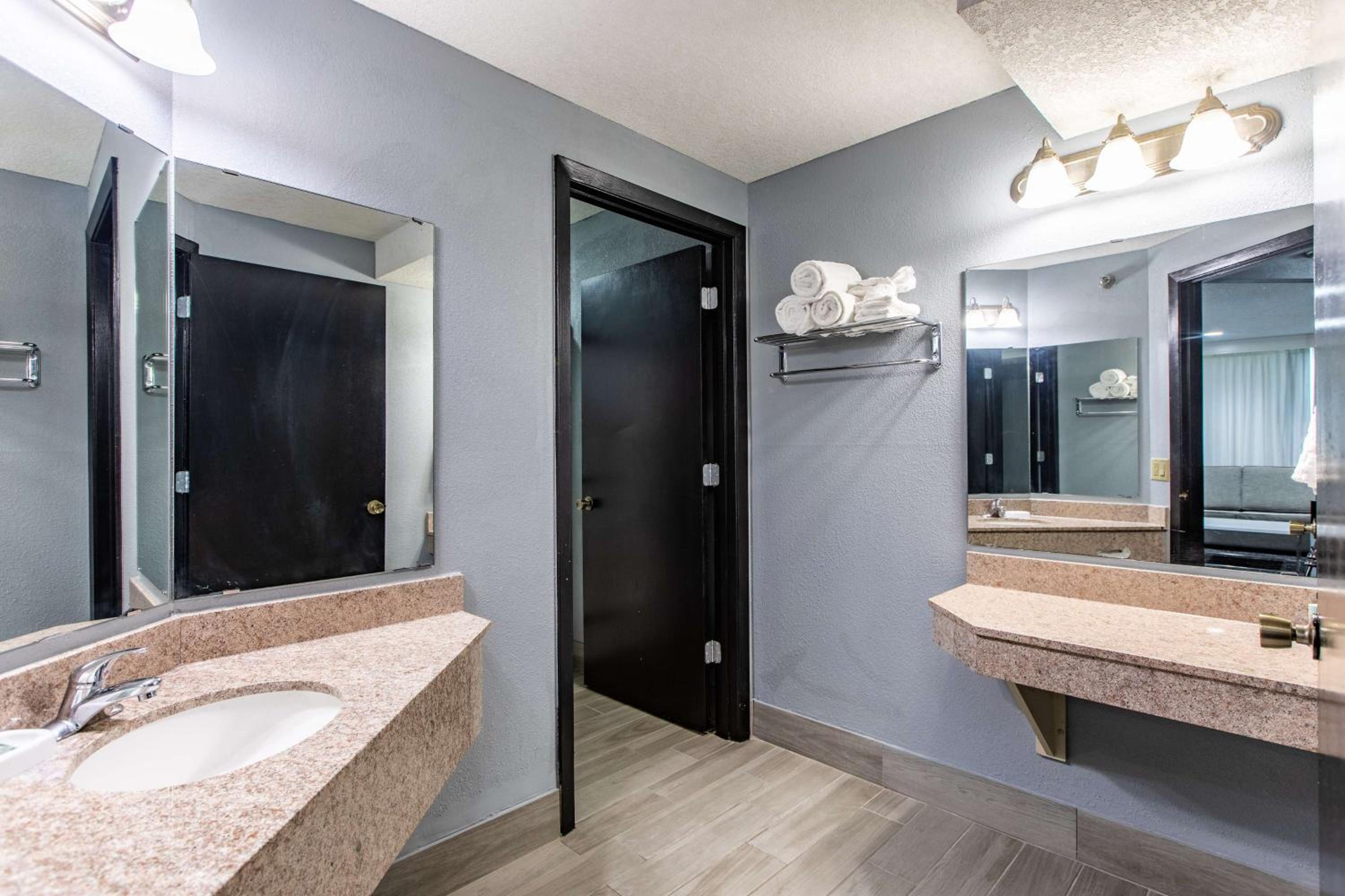 Executive King Room - Photo 5