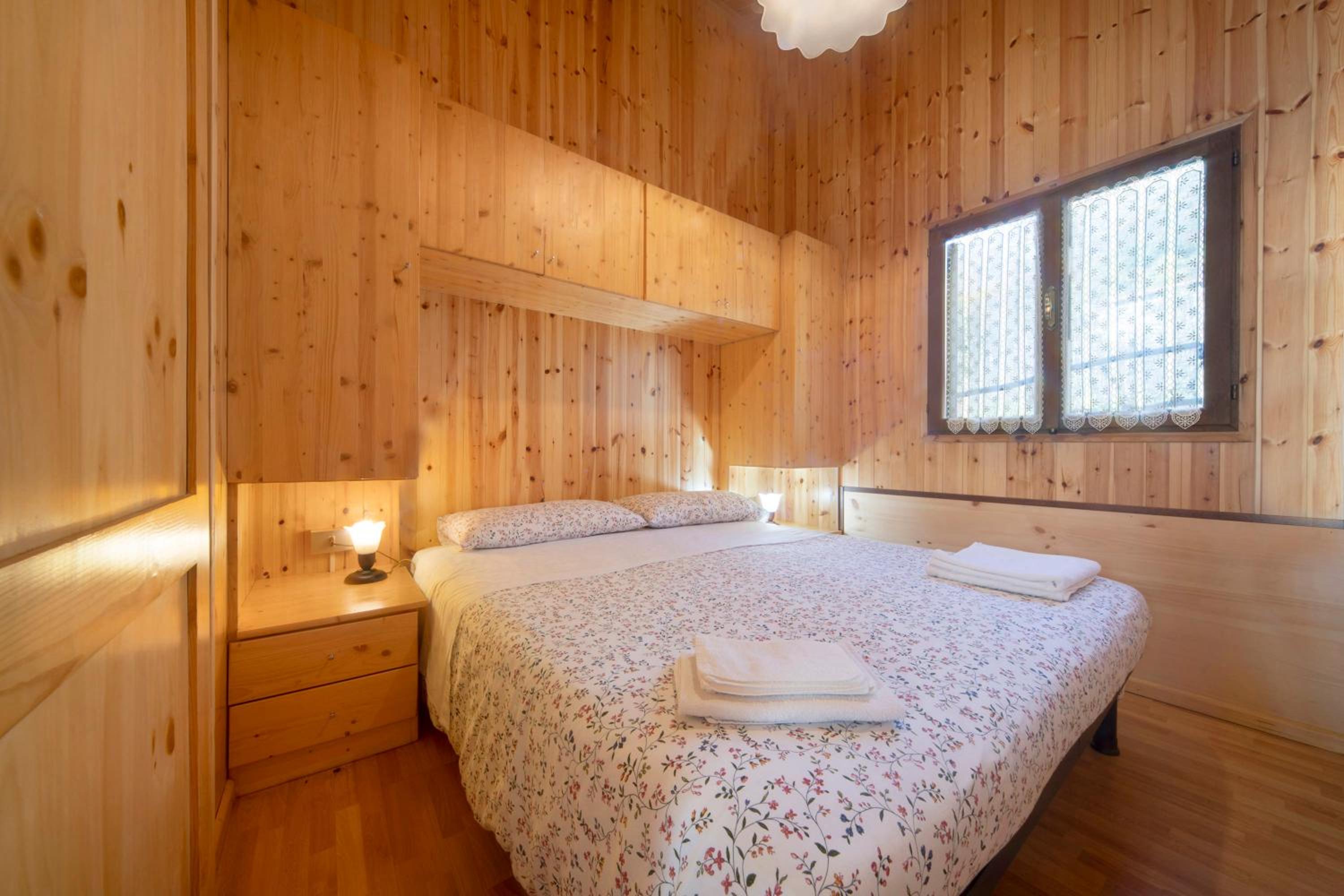 Two-Bedroom House - Photo 1