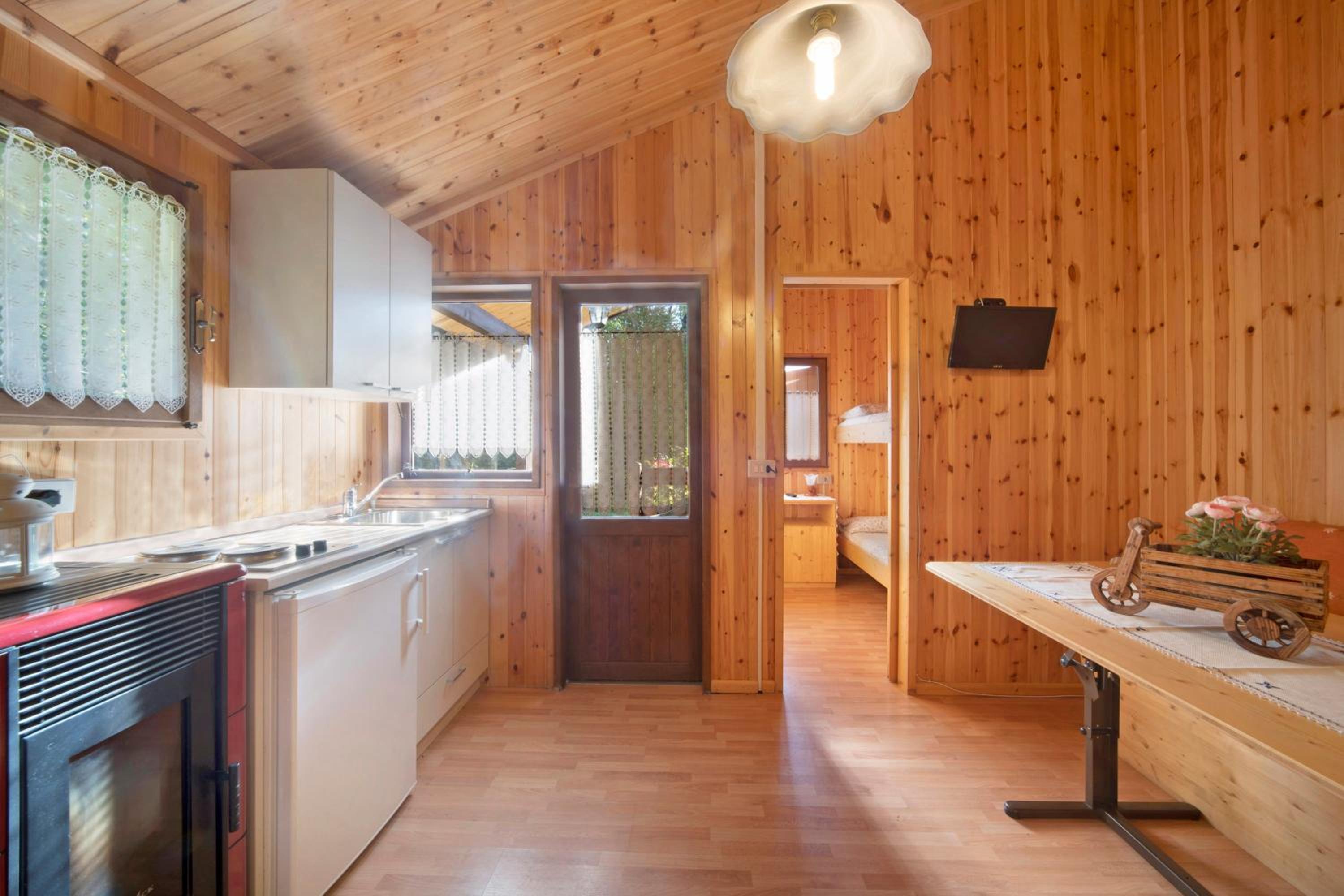 Two-Bedroom House - Photo 14