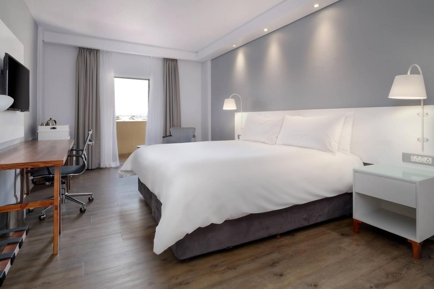 Executive Double Room - Photo 8