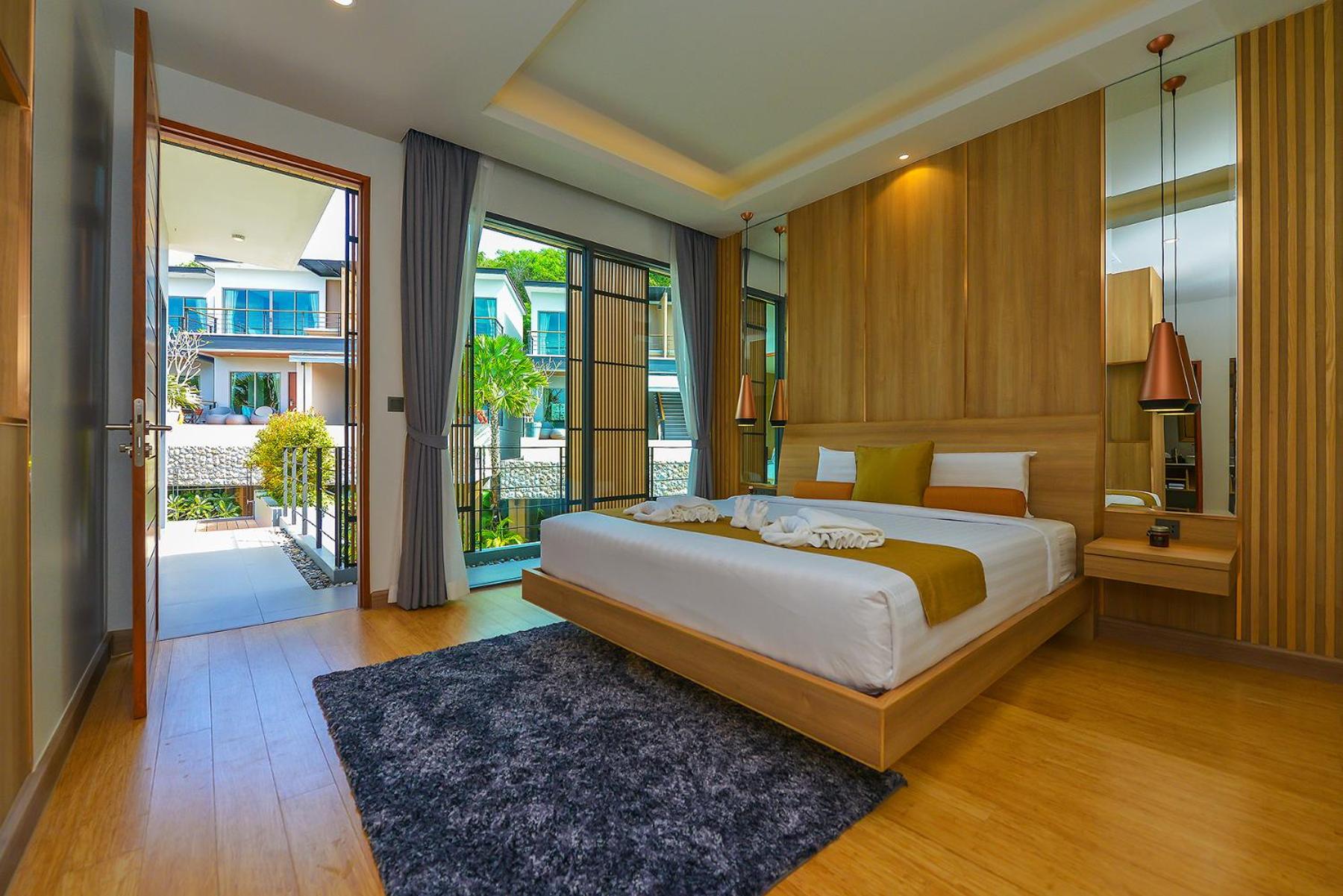Three-Bedroom Villa - Photo 13