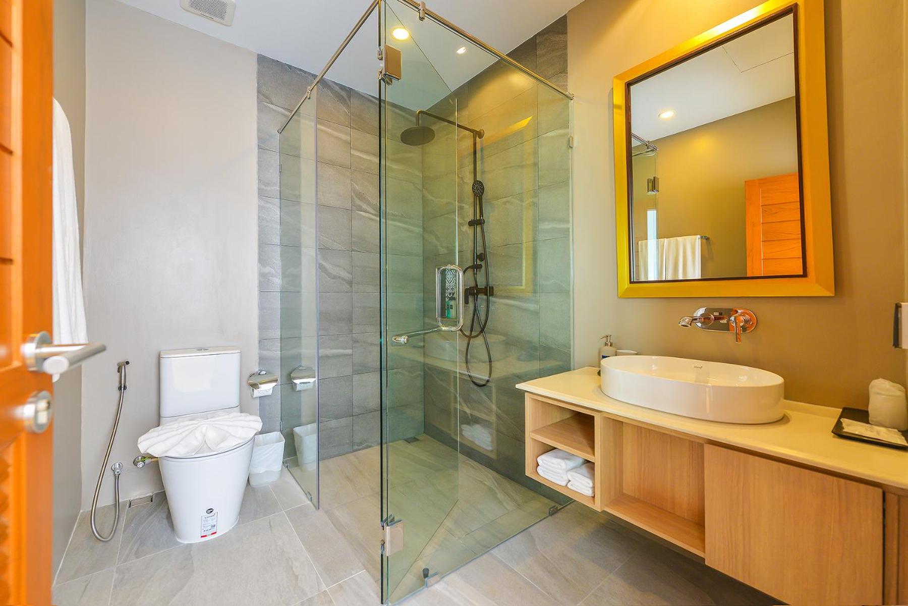 Three-Bedroom Villa - Photo 4