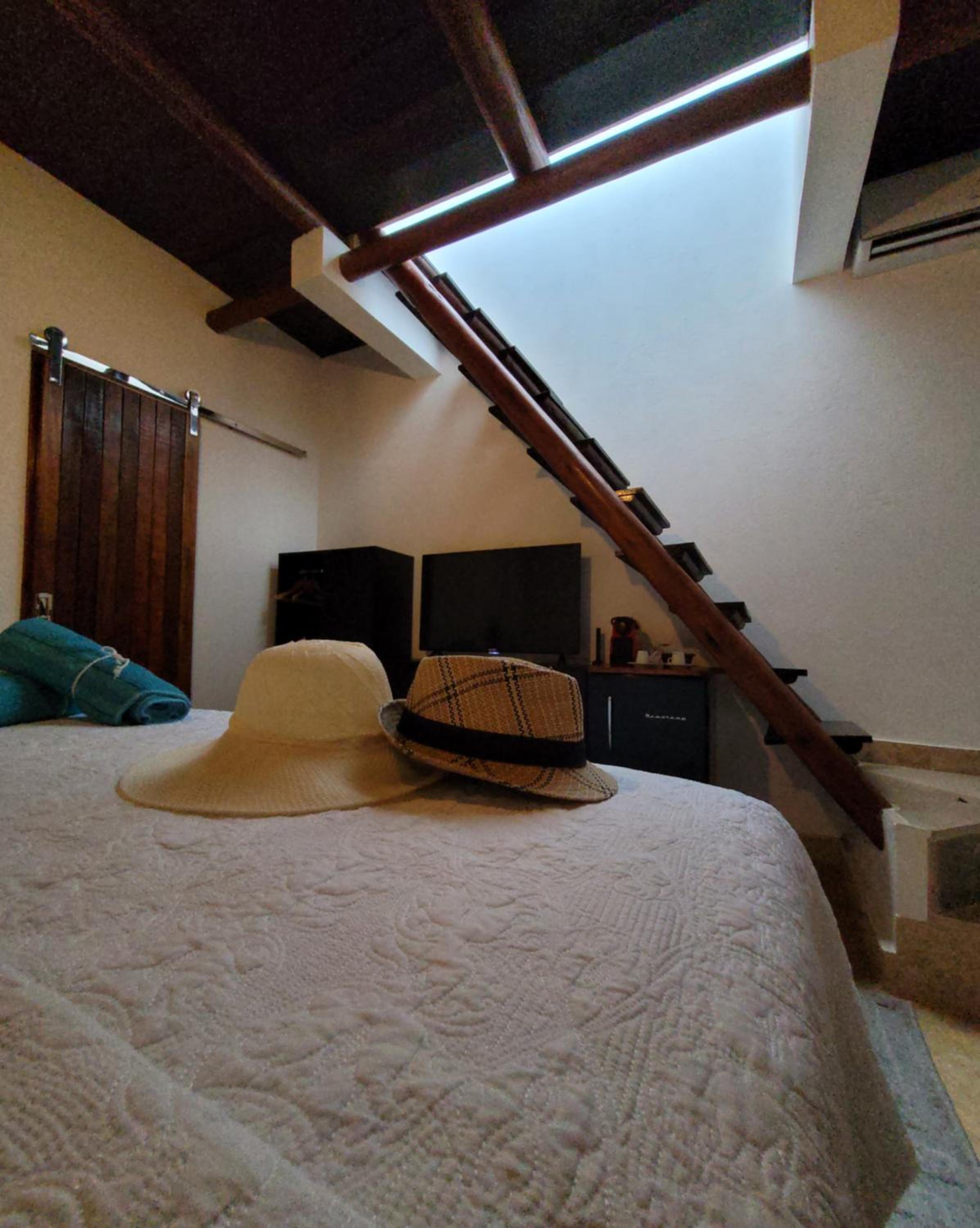 Suite with Hot Tub
