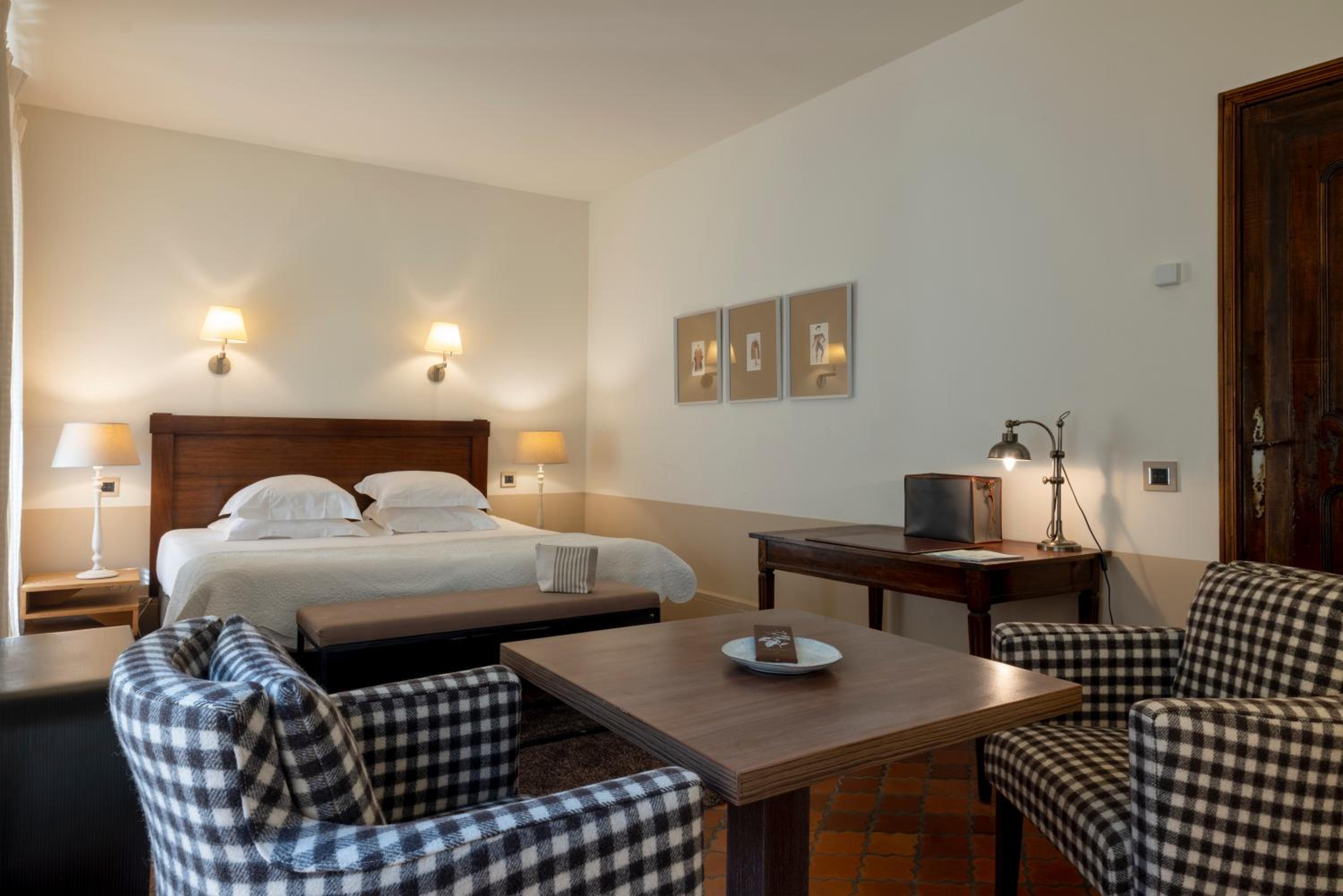 Classic Double Room