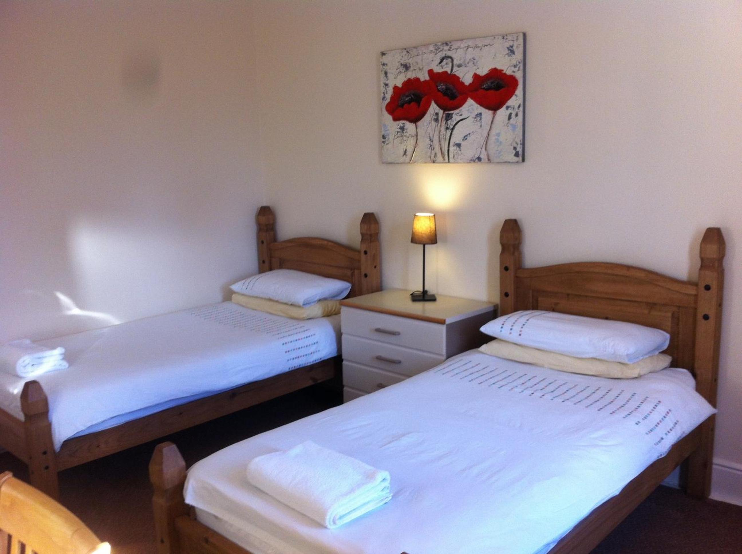 Twin Room - Photo 4