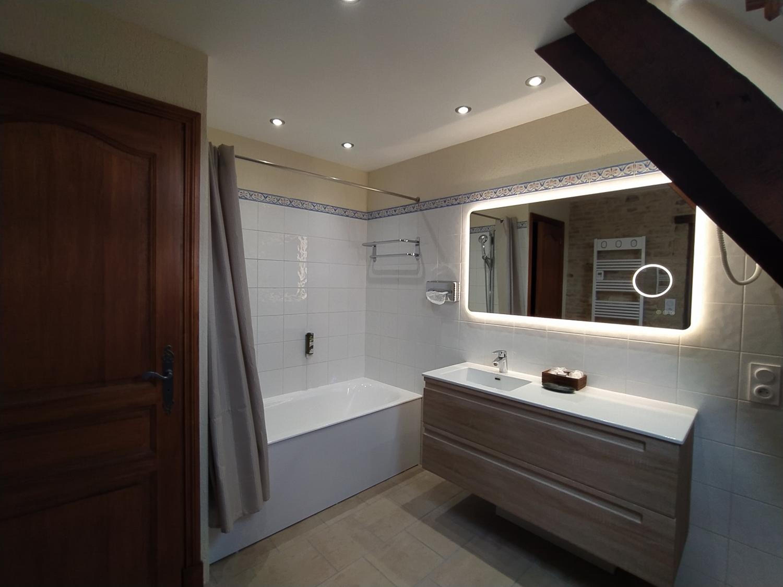 Superior Double Room - Photo 7