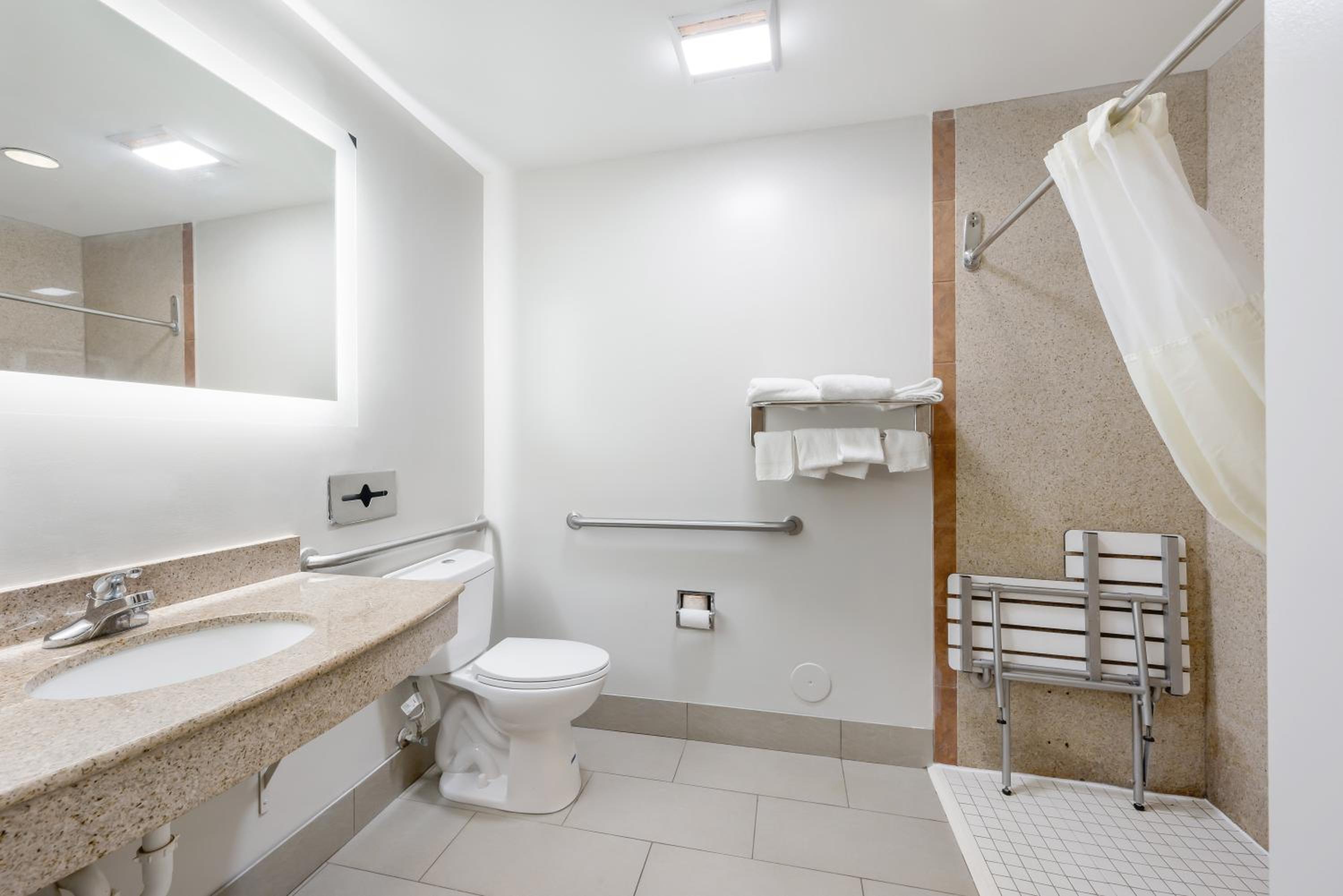 Red Roof Inn PLUS & Suites Birmingham - Bessemer, 사진 4