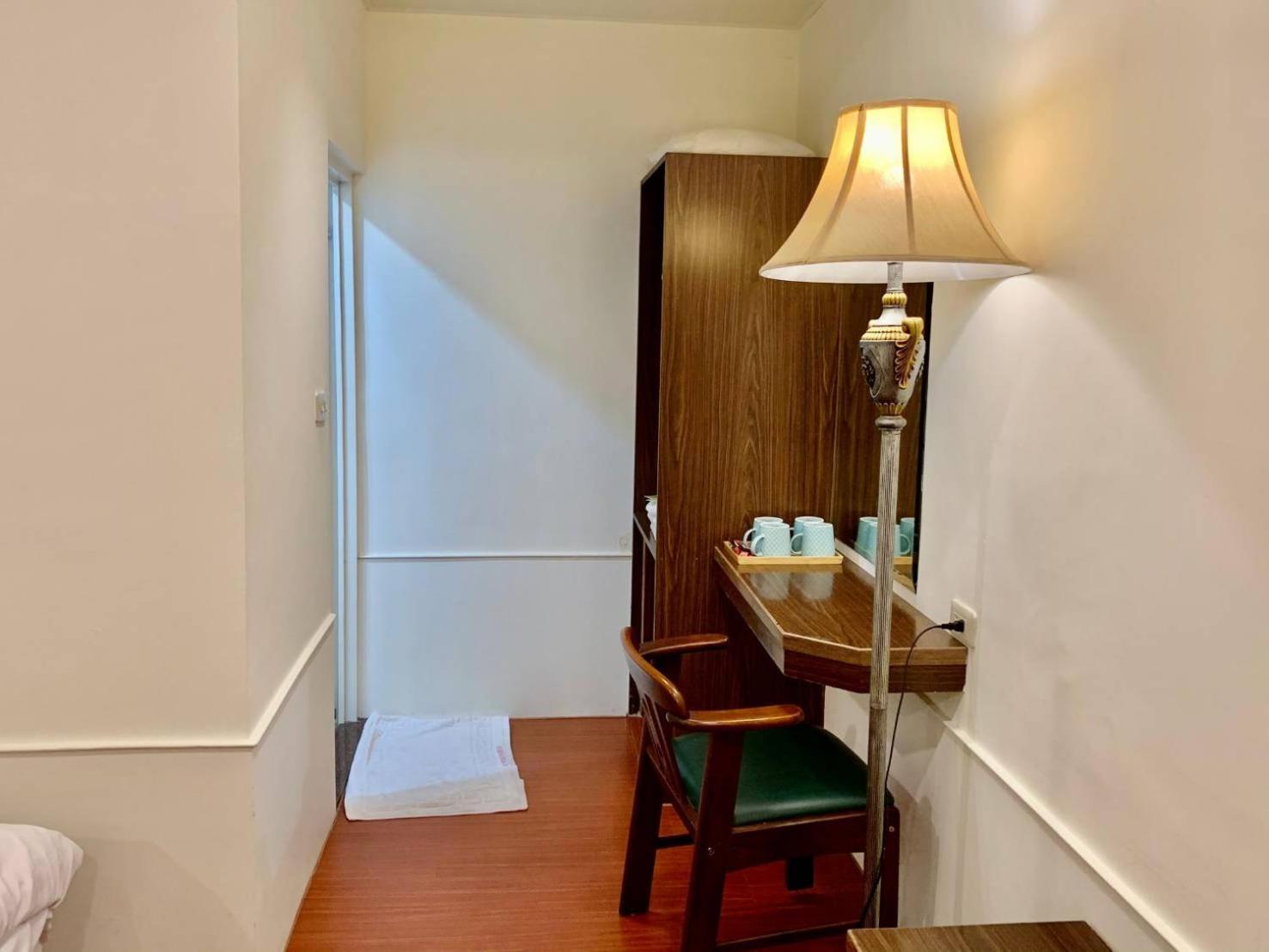 Quadruple Room with Private Bathroom photo 1