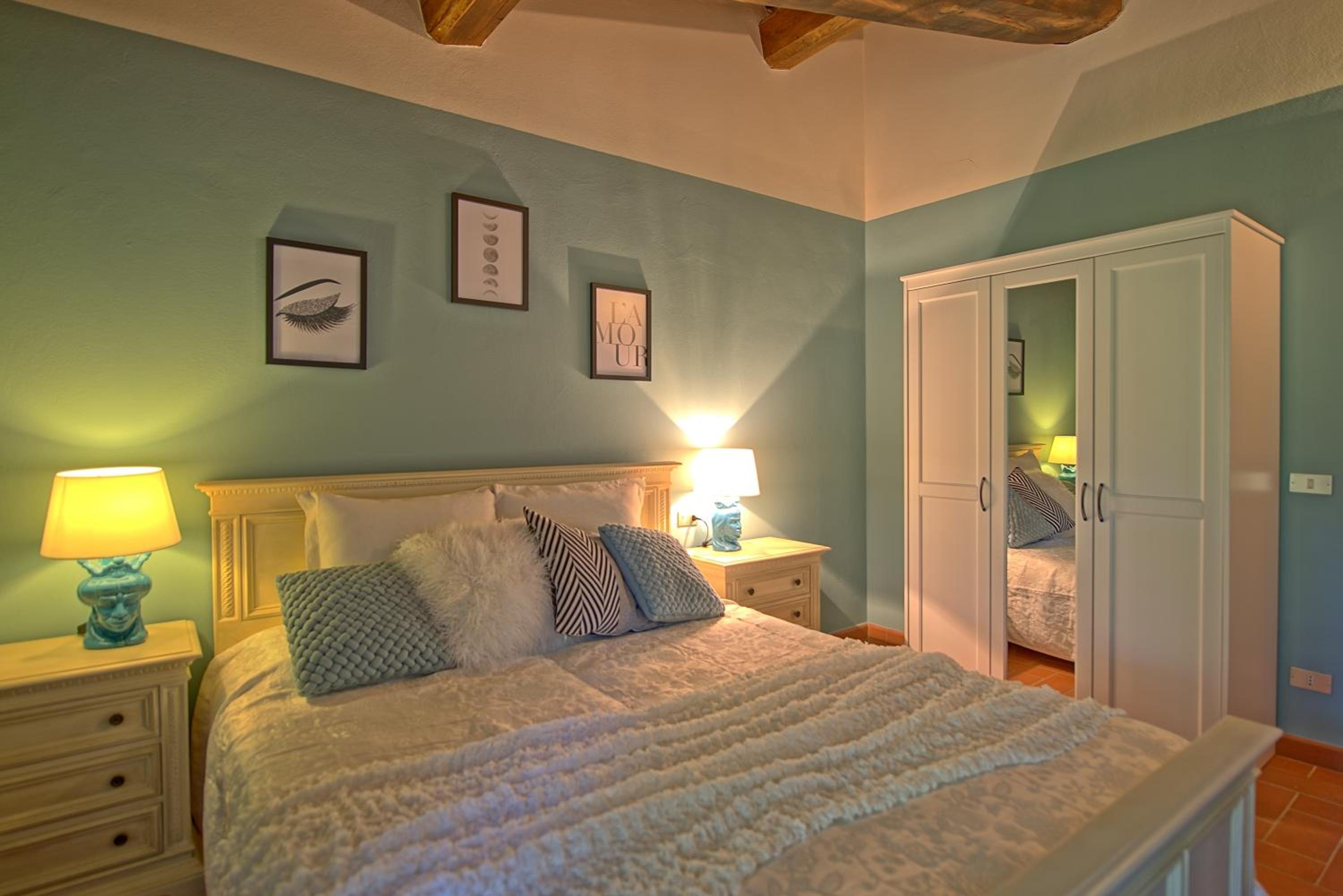 Three-Bedroom House photo 1