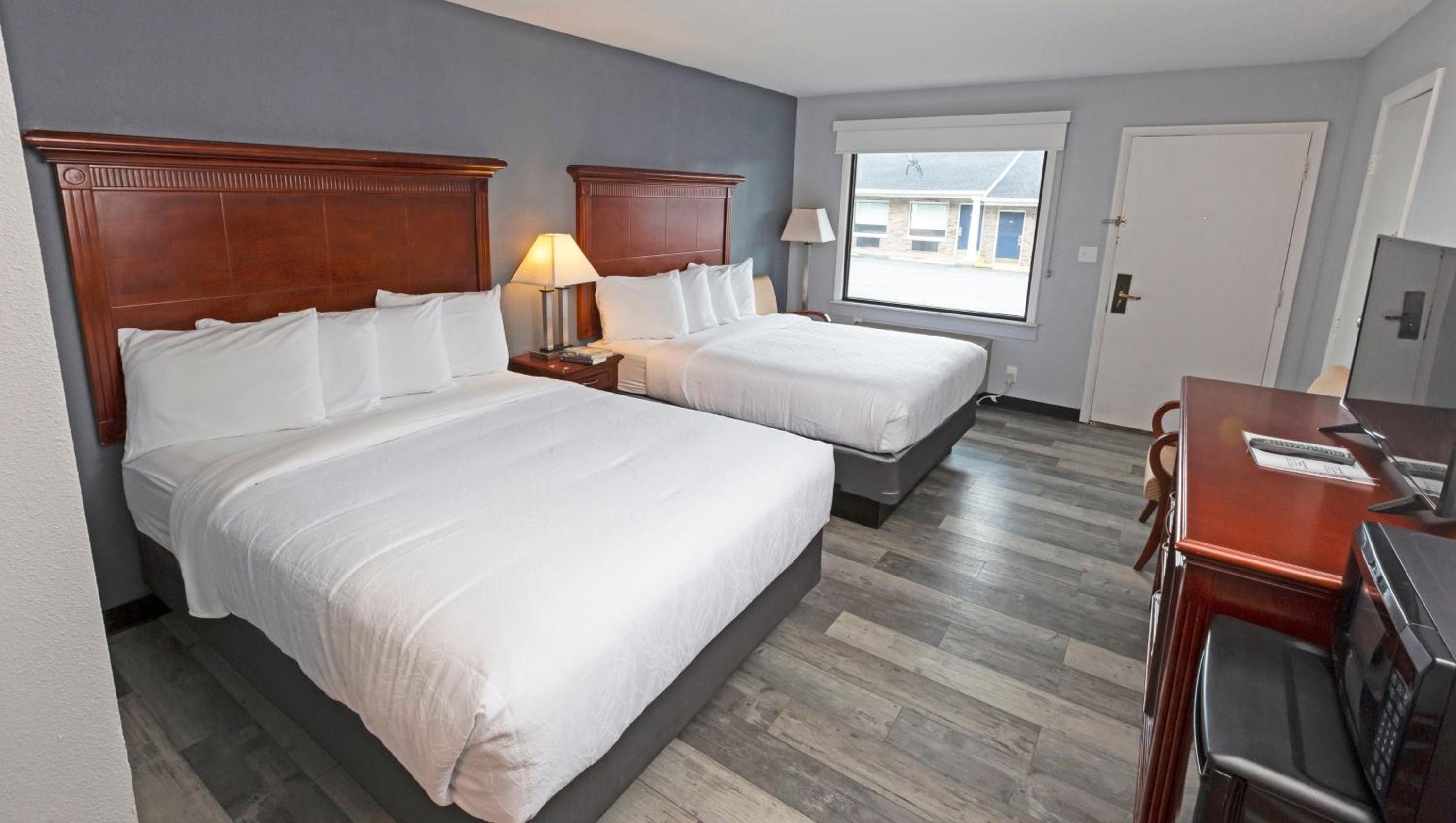 Double Room with Two Double Beds - Non-Smoking - Photo 1