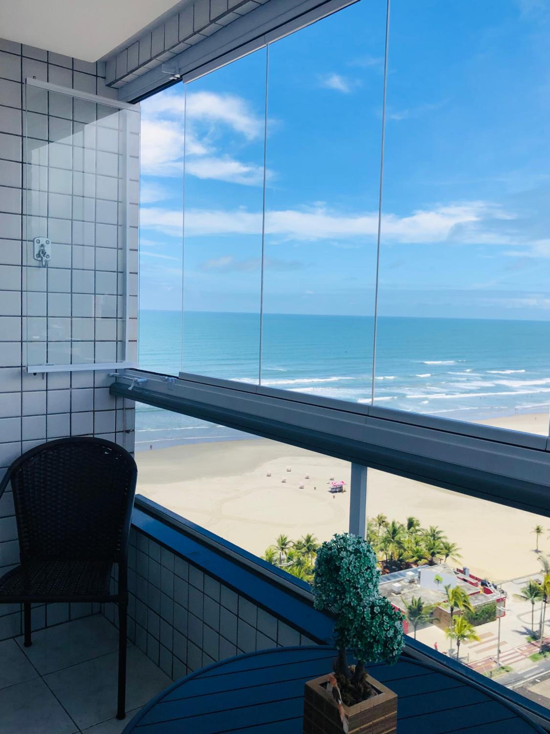 Apartment with Sea View - Photo 25