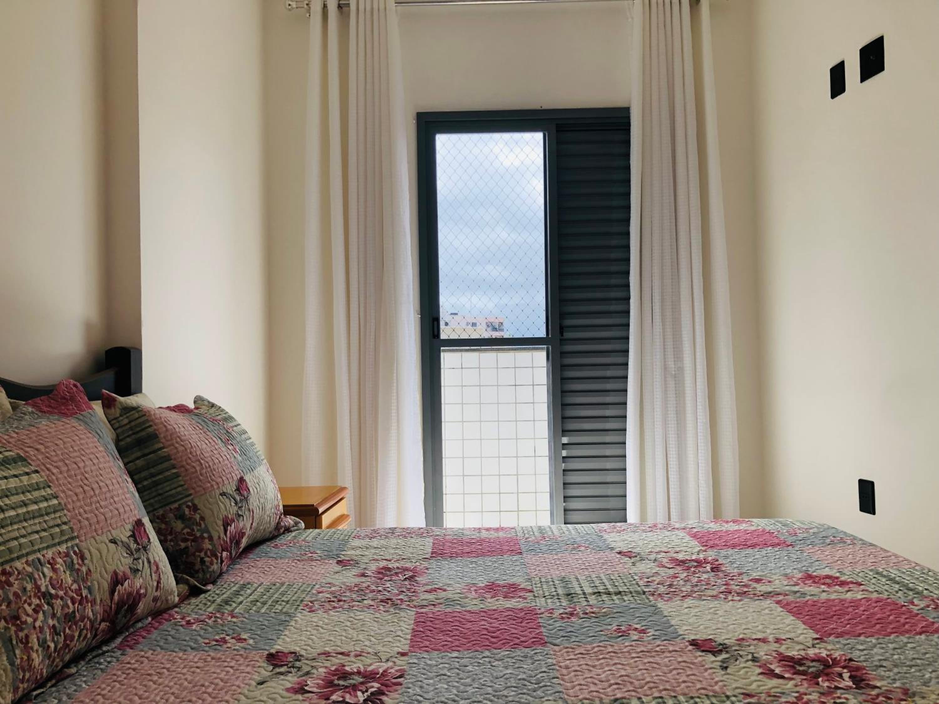 Apartment with Sea View - Photo 8