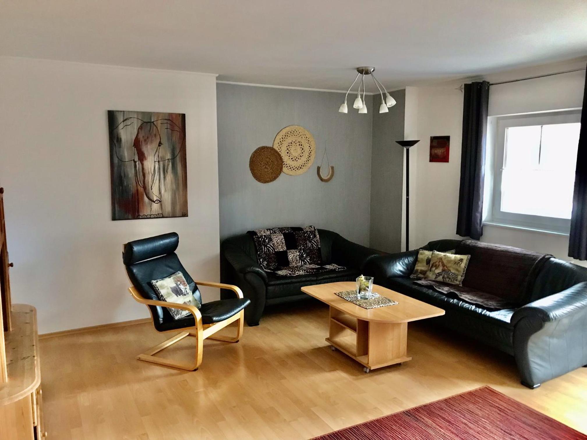Apartment with Balcony photo 3