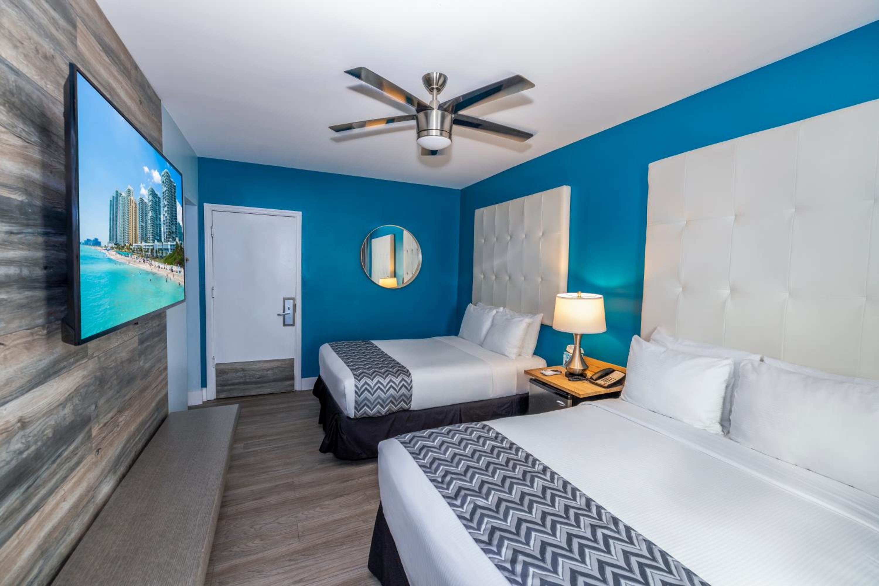 Deluxe Double Room - Photo 1