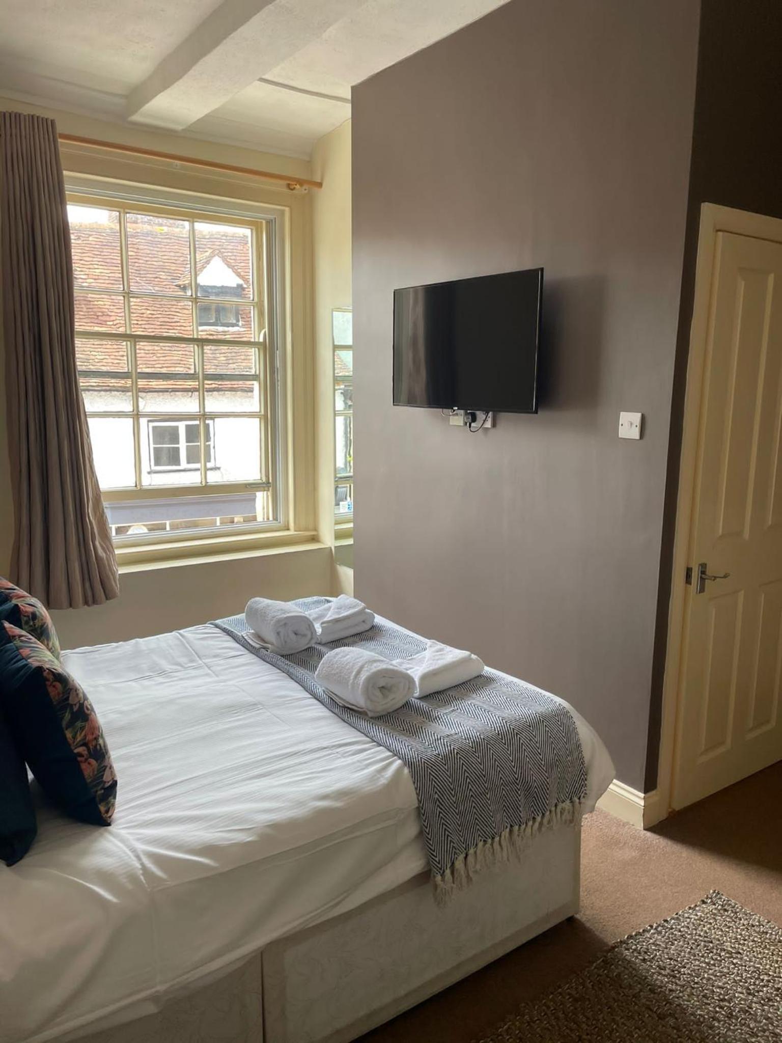 Standard Double Room photo 3