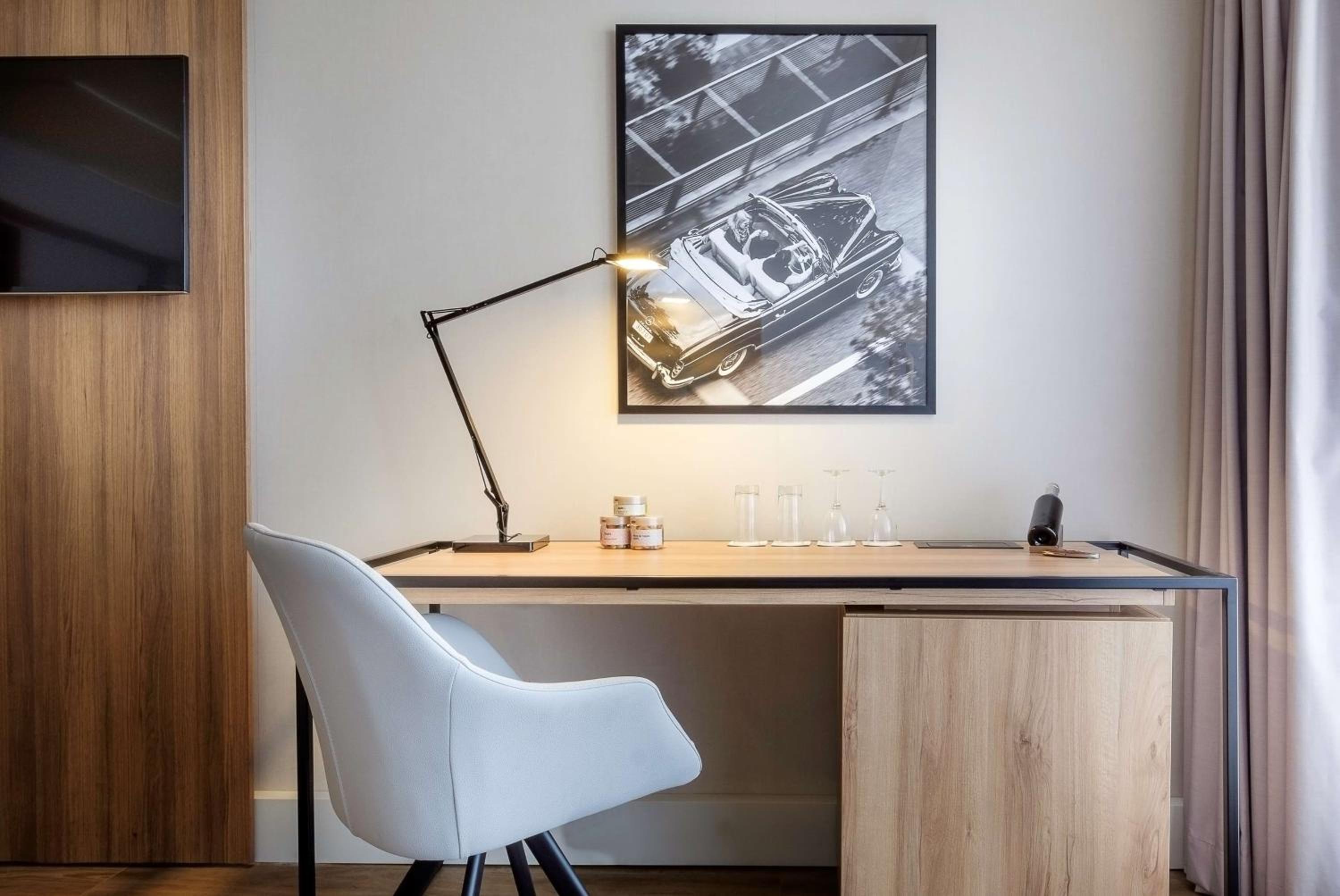 Superior Room - City View - Photo 8