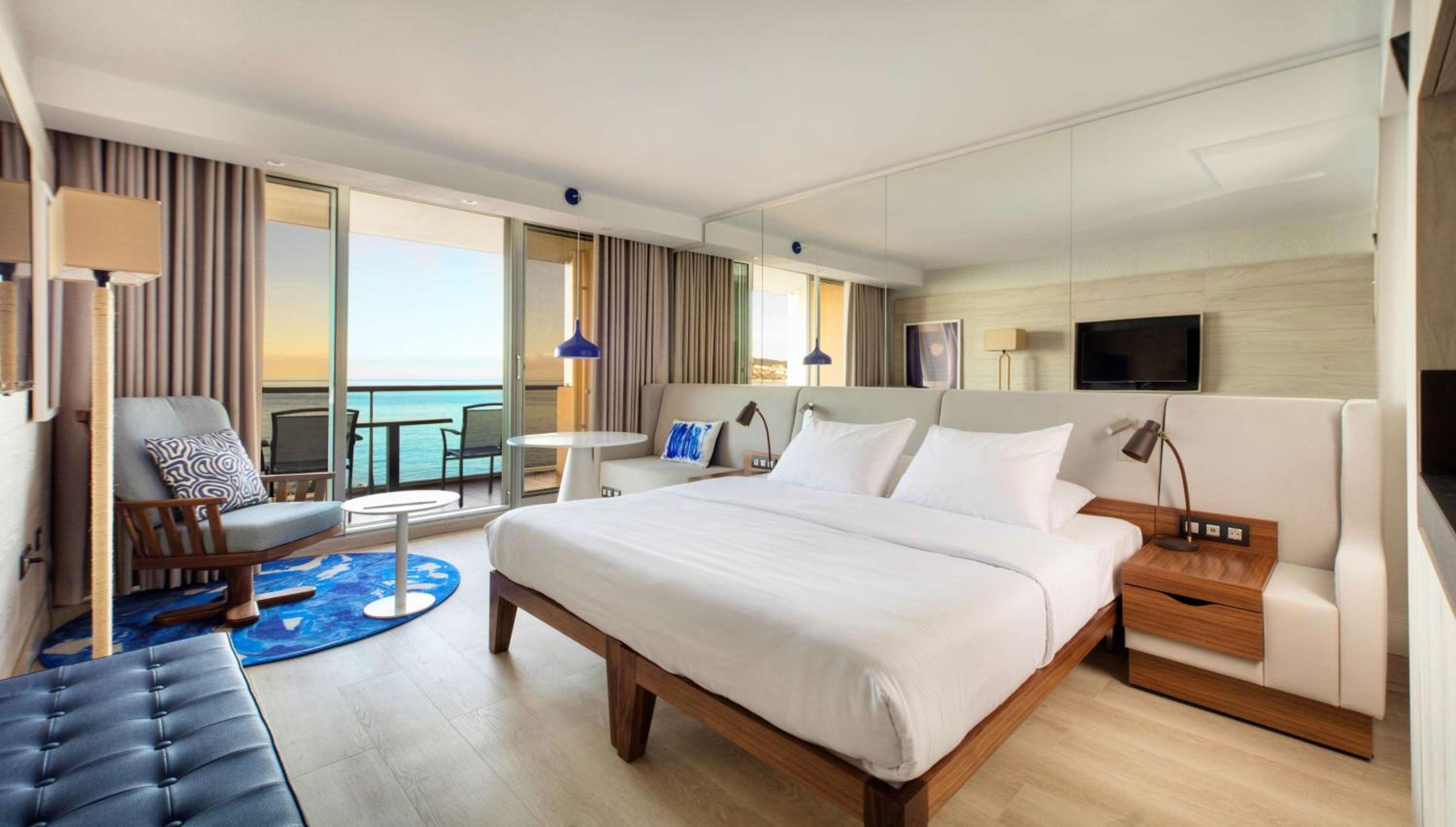 Premium Room with Sea View and Terrace - Photo 1