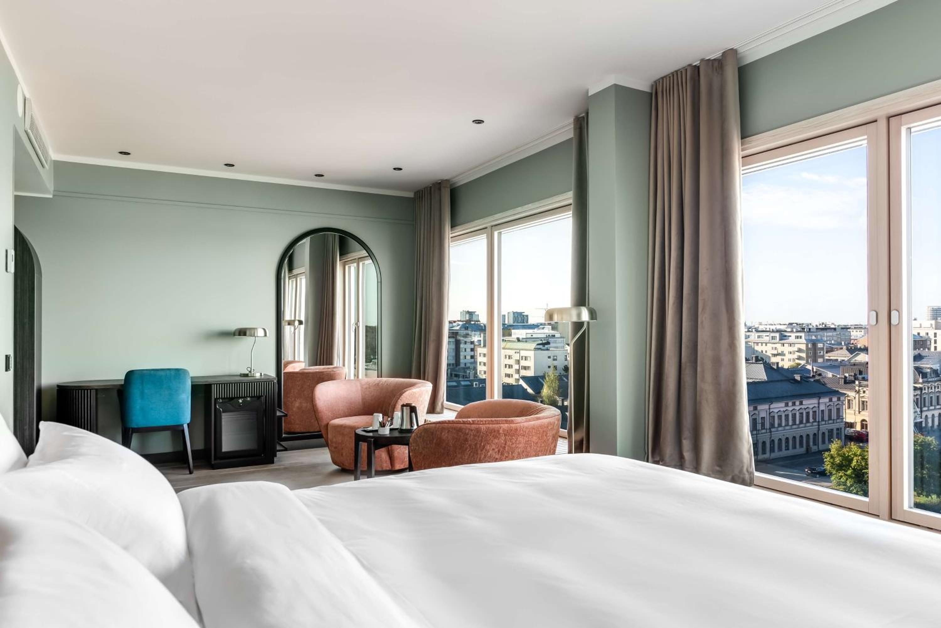 Executive Room with Panoramic Sea View - Photo 7