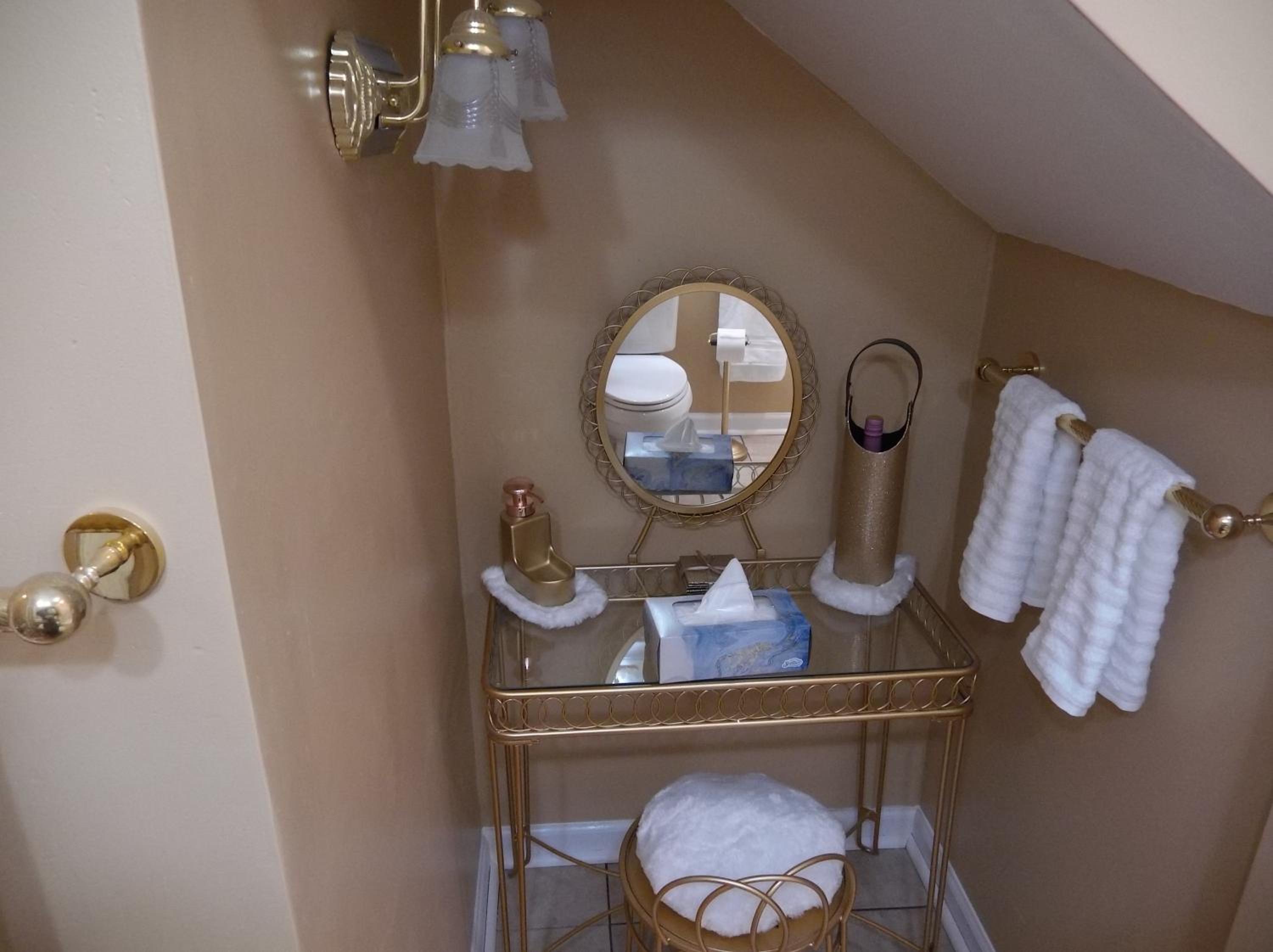 Double Room with Private Bathroom - Photo 14