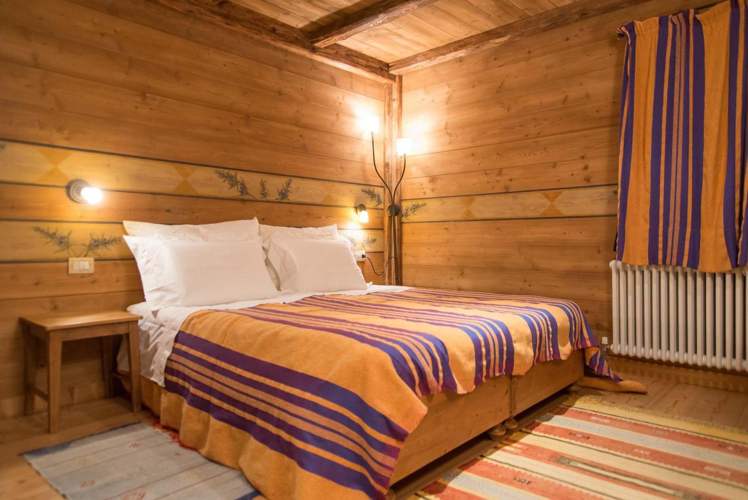 Double Room with Private Bathroom - Photo 5