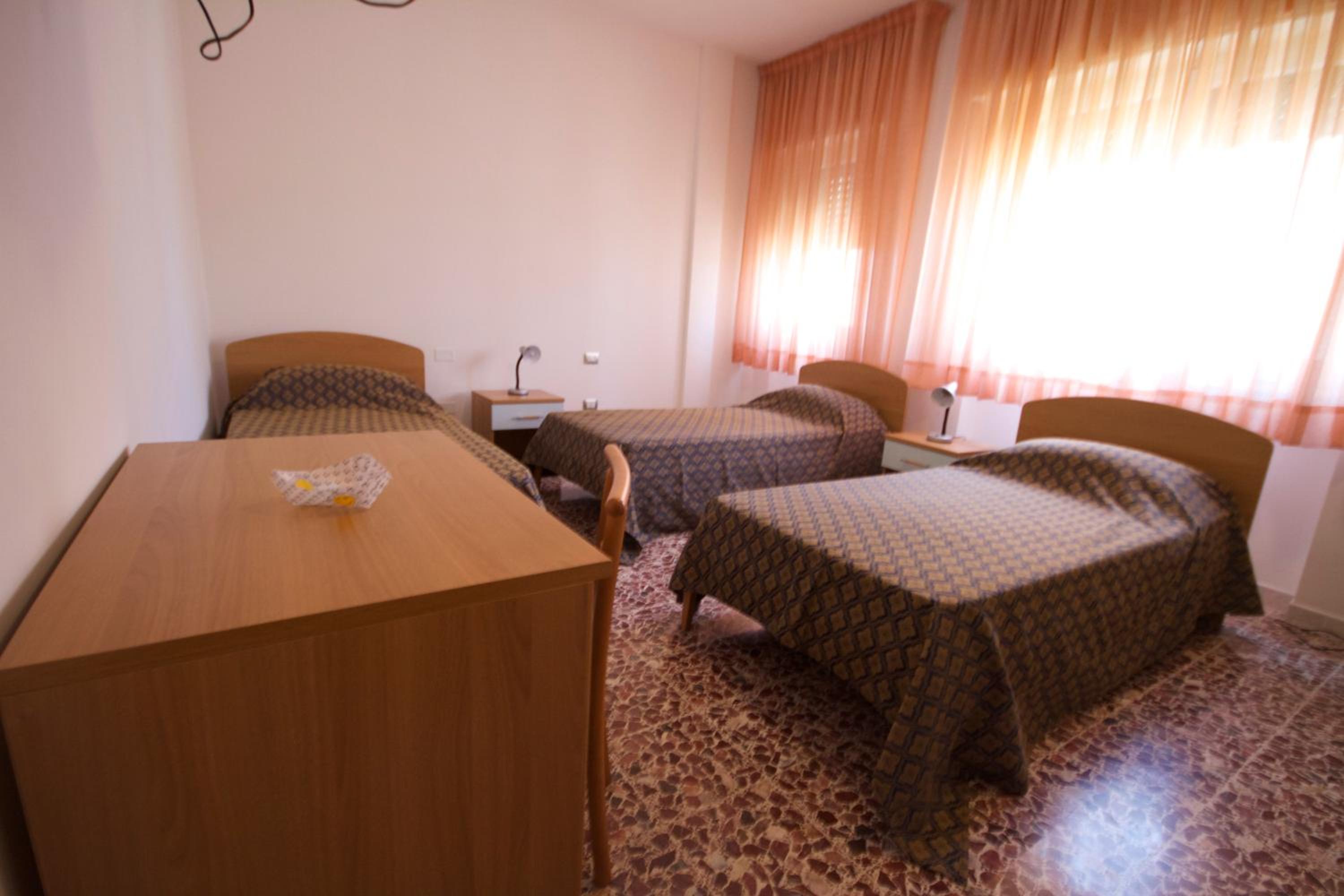 Basic Triple Room