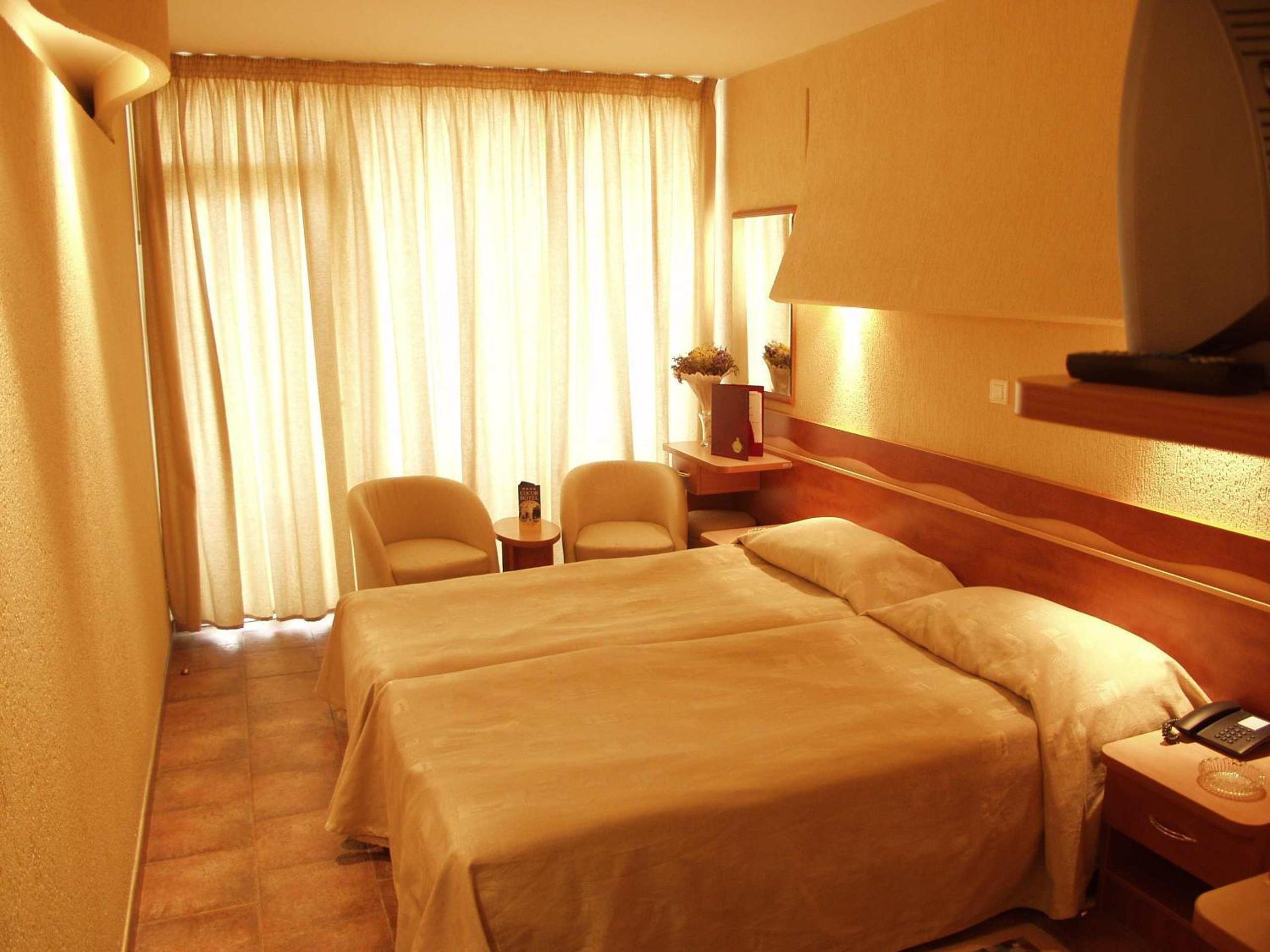 Double or Twin Room photo 2