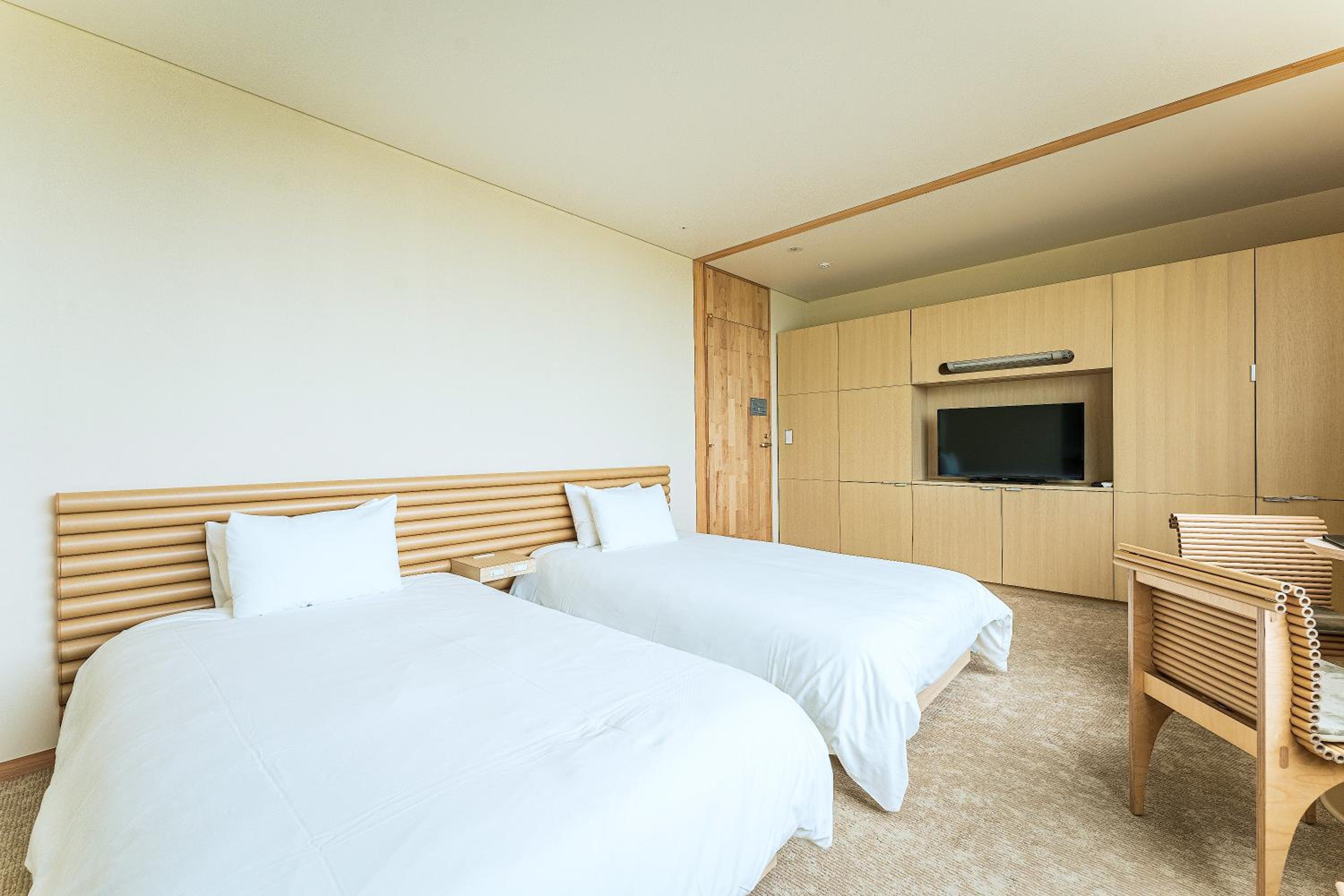 Standard Twin Room - Photo 5