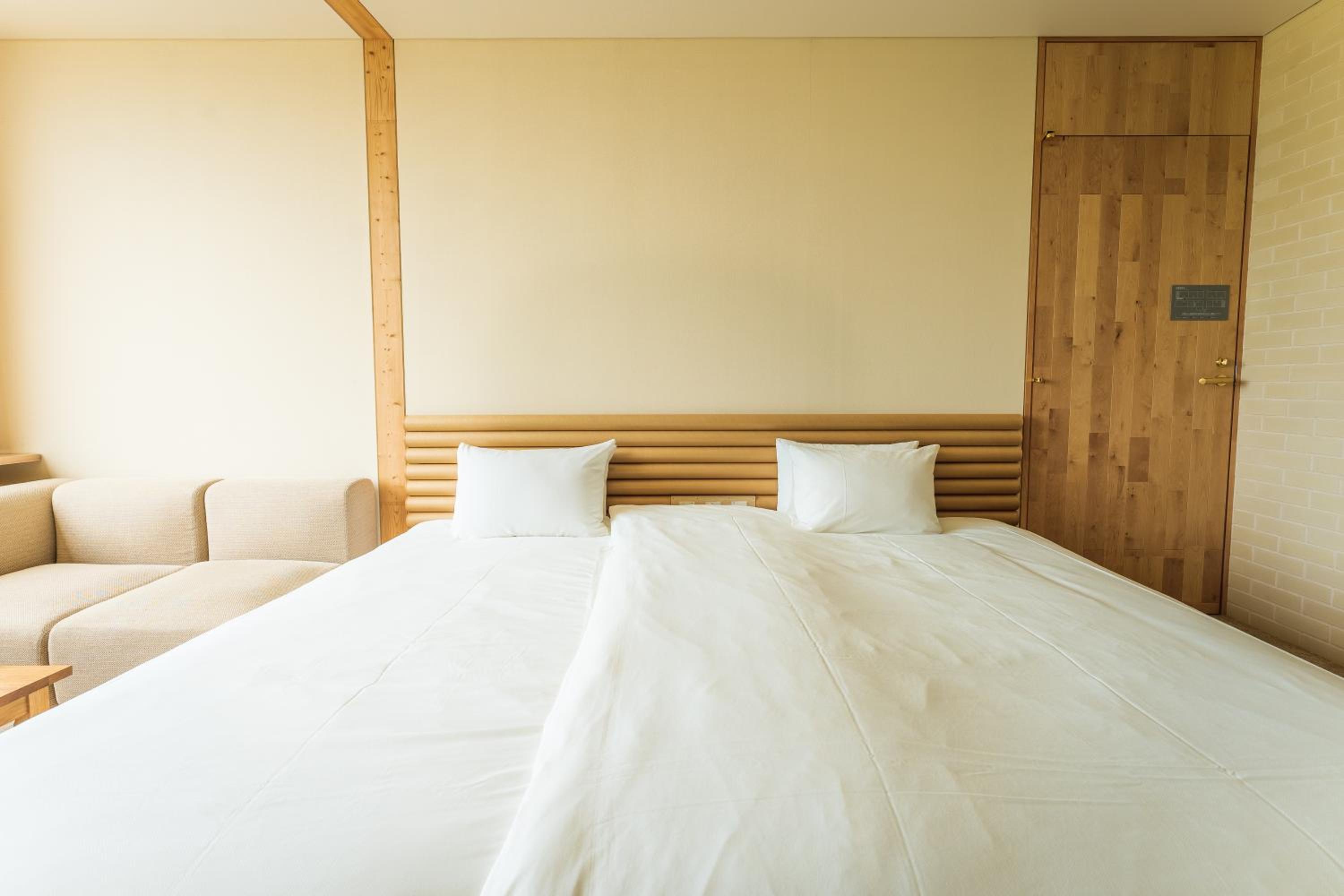Hollywood Twin Room - Photo 9