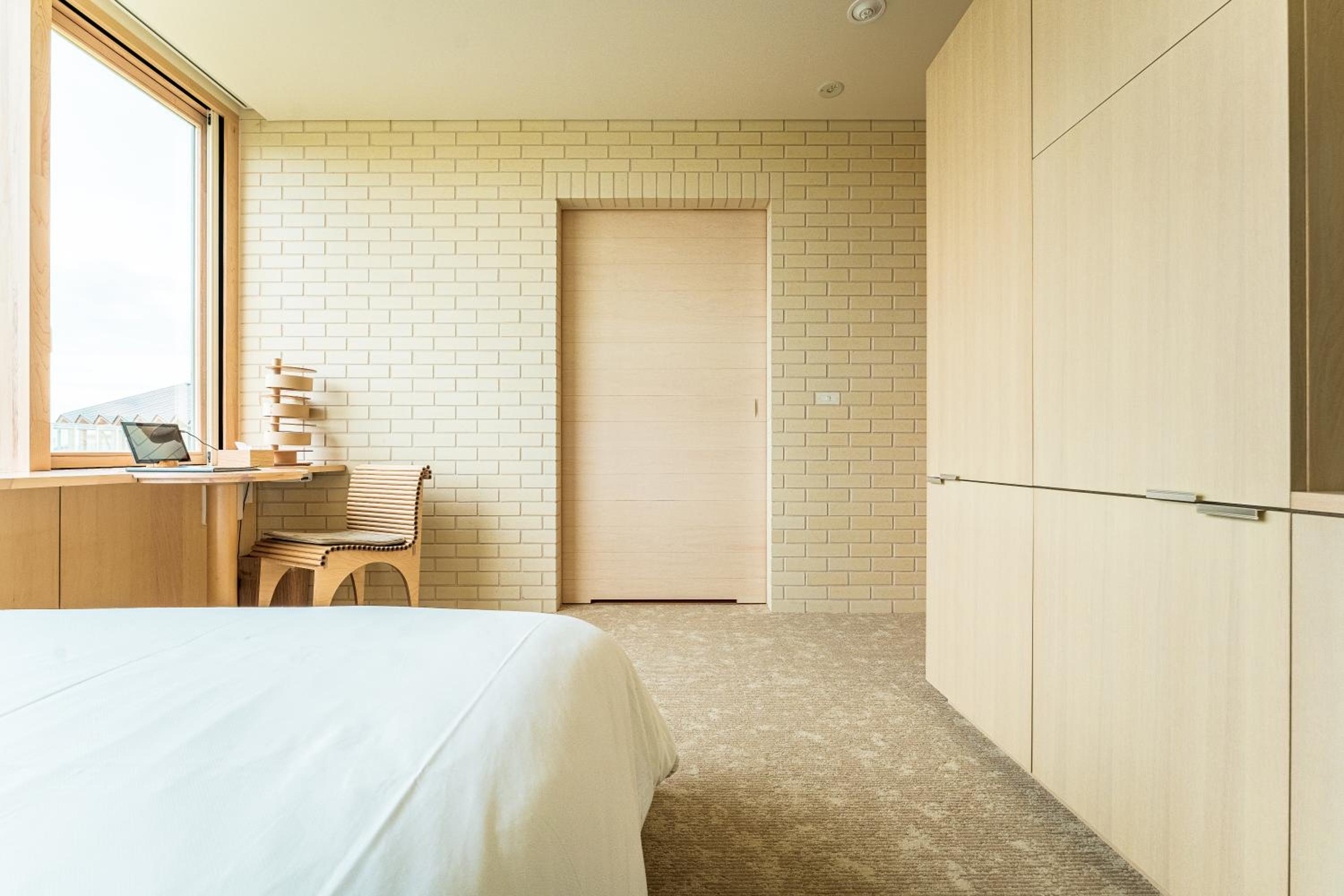 Standard Twin Room - Photo 3
