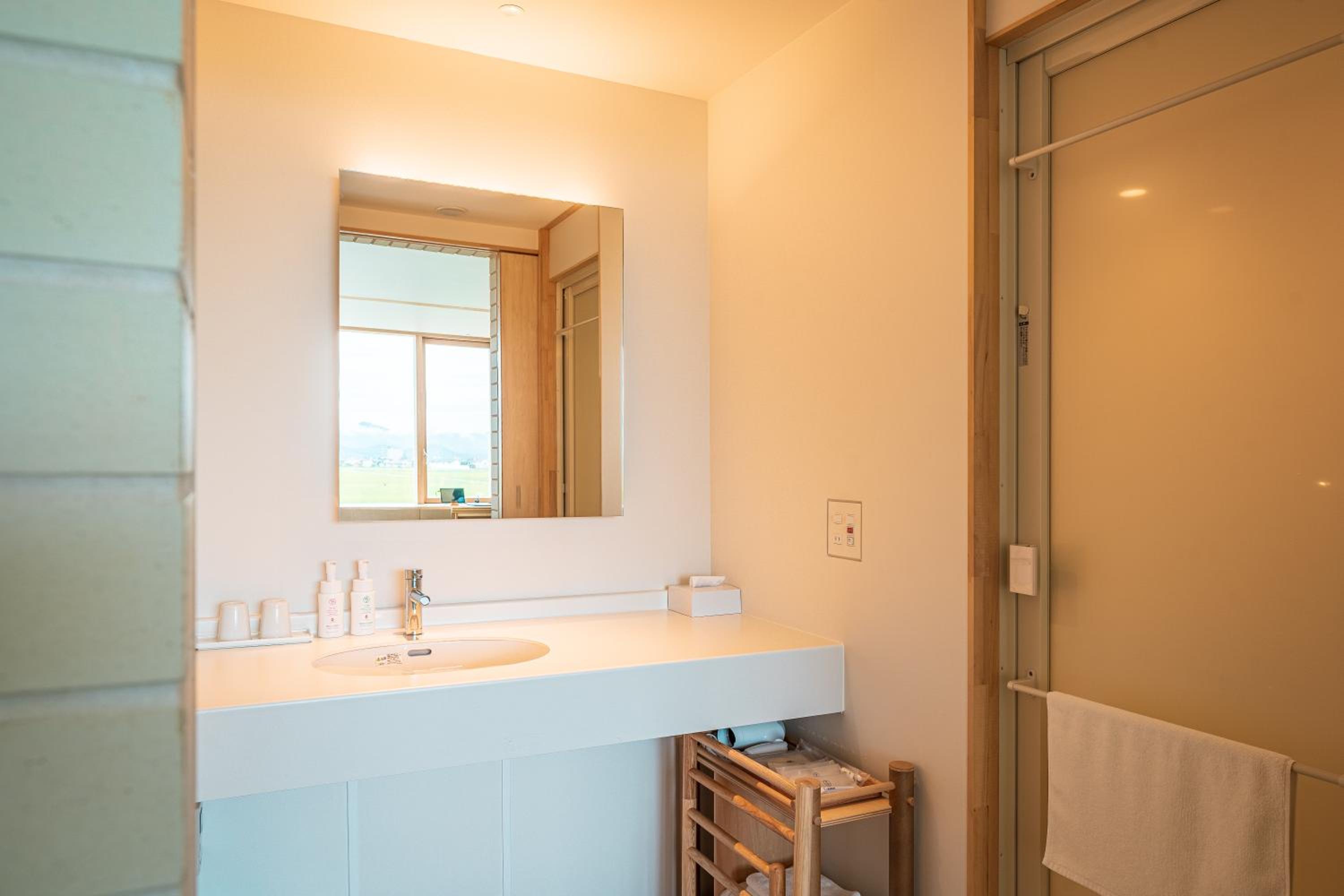 Double Room - Photo 10