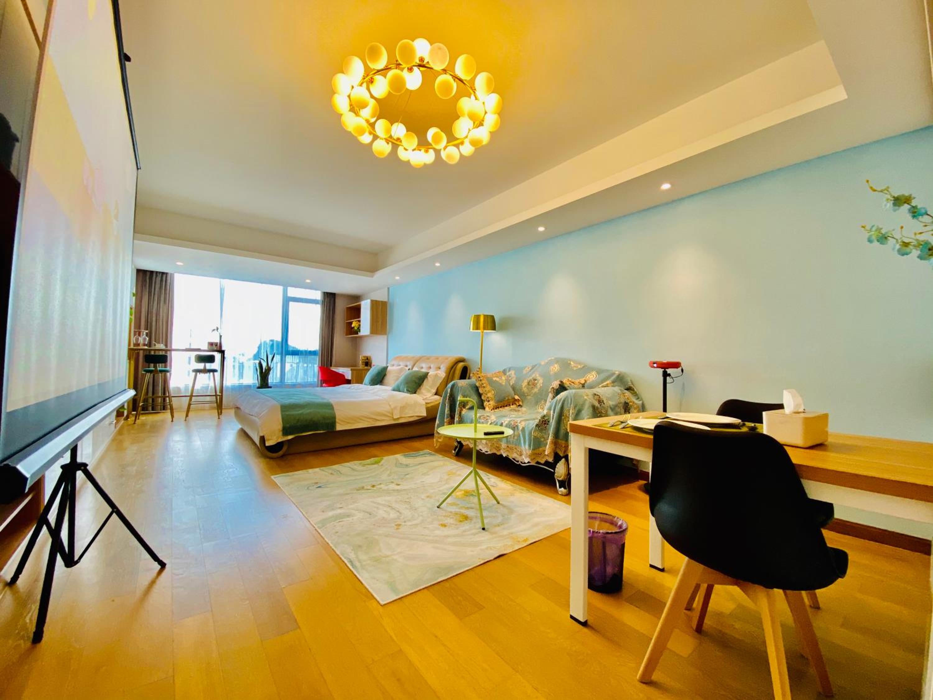 Large Double Room photo 1