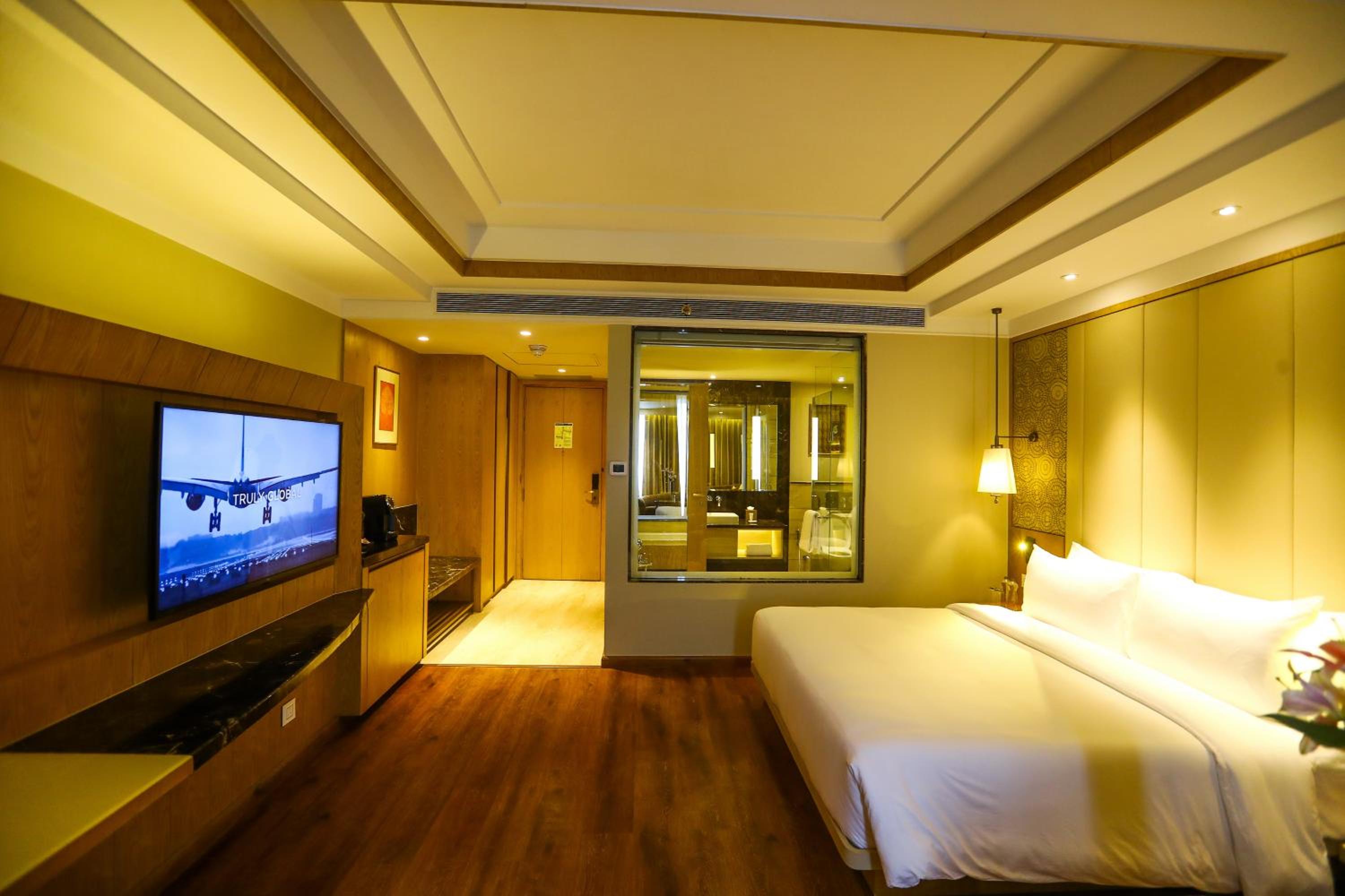 Superior Room - Photo 15