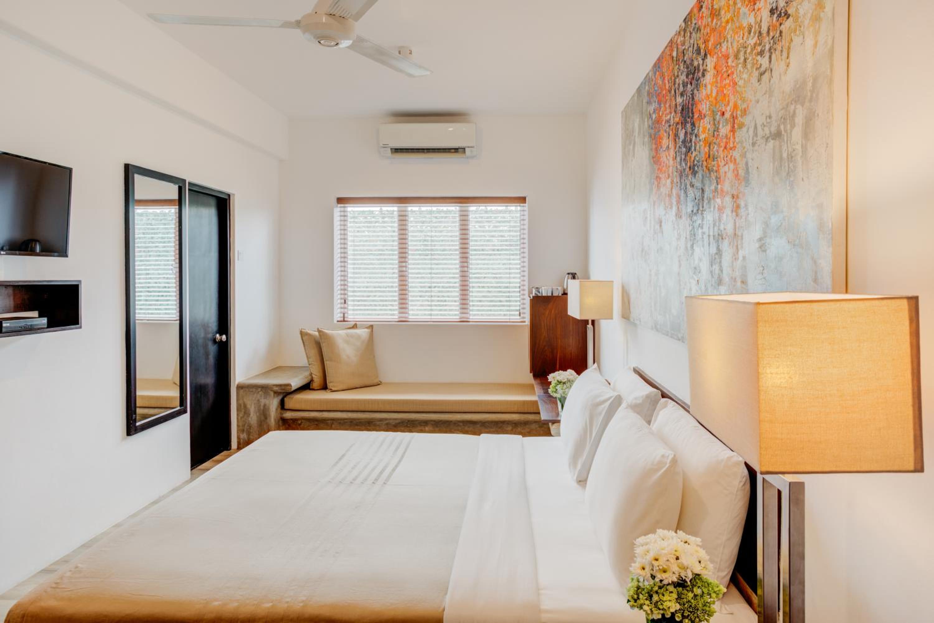 Superior King Room
