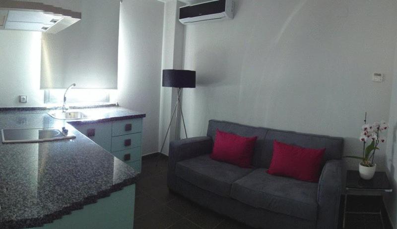 Family Room - Photo 1