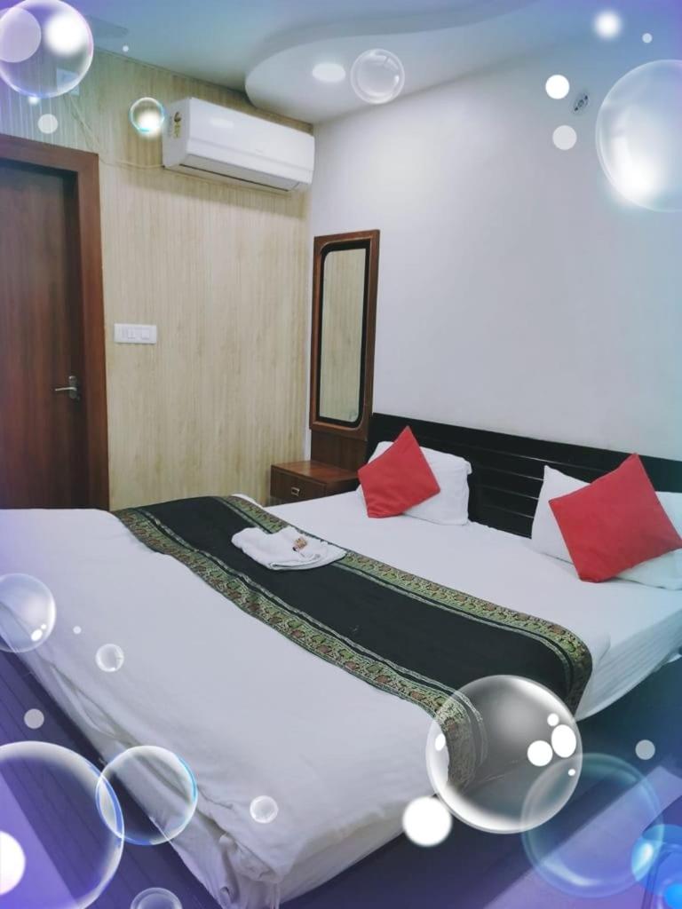 Standard Double Room - Photo 15