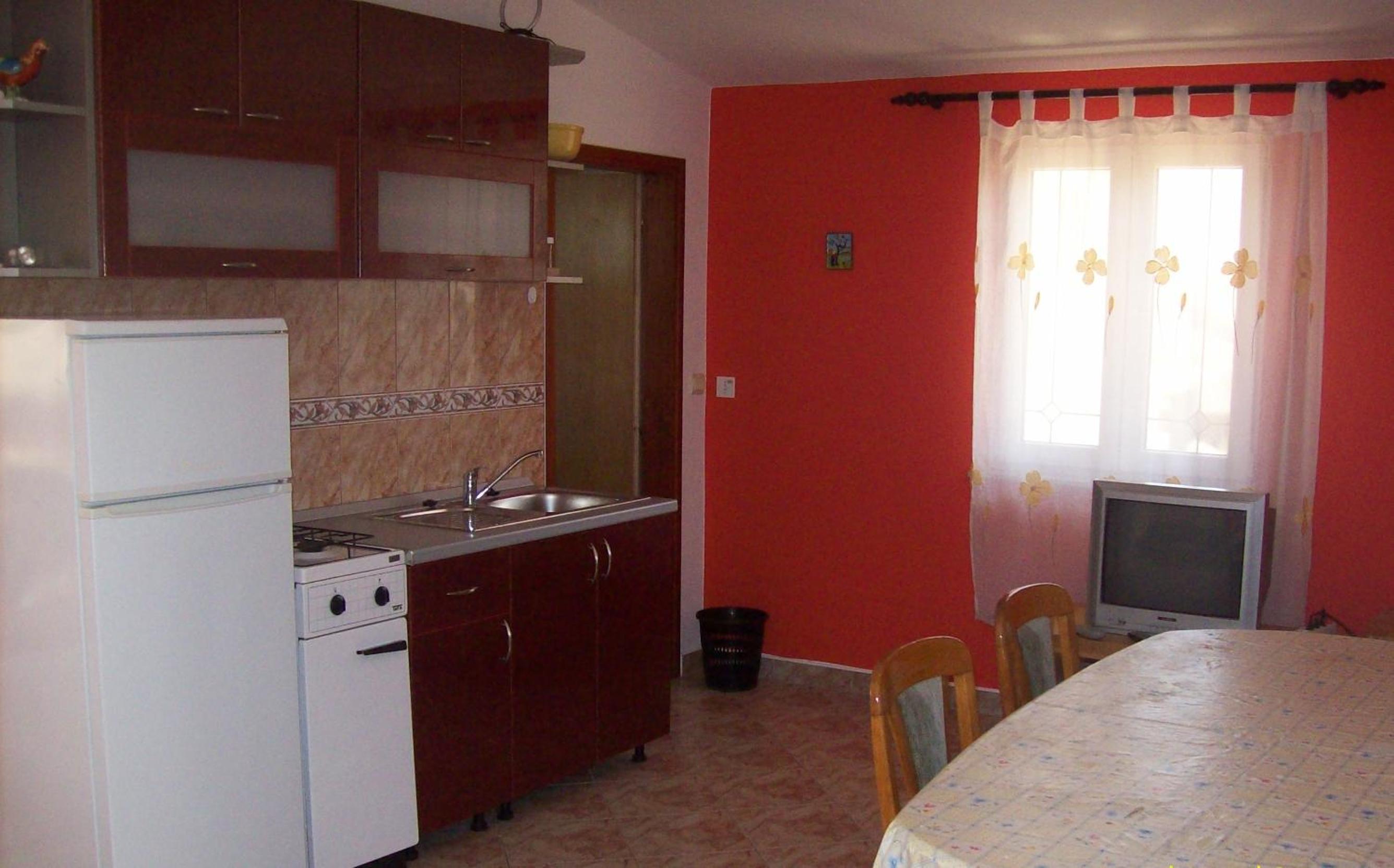 One-Bedroom Apartment - Photo 25