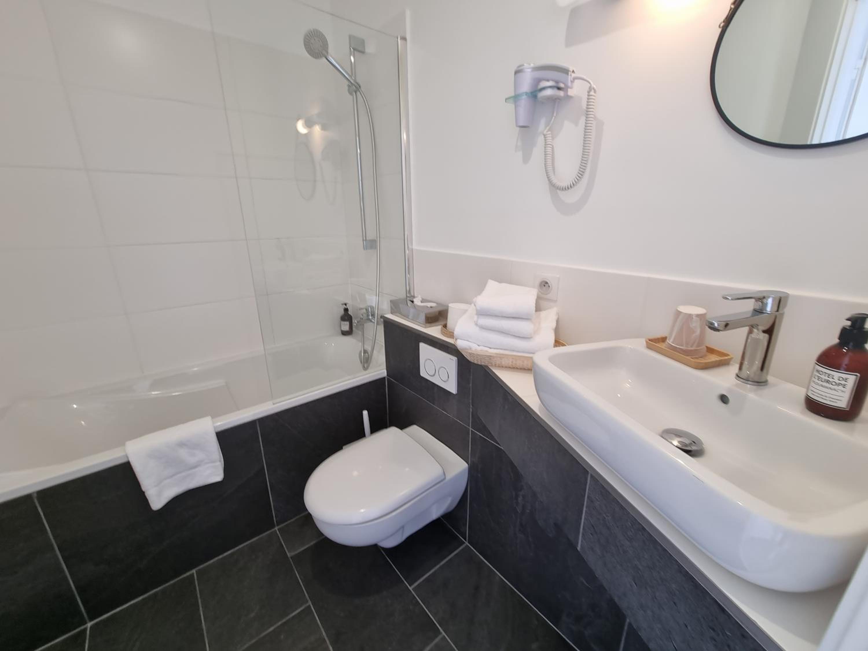 Superior Double or Twin Room with Terrace - Photo 12