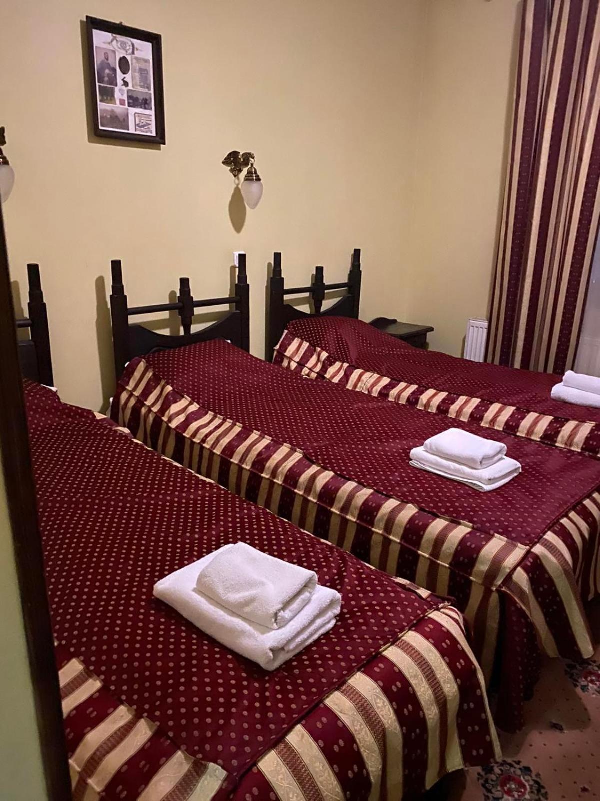 Deluxe Triple Room photo 2