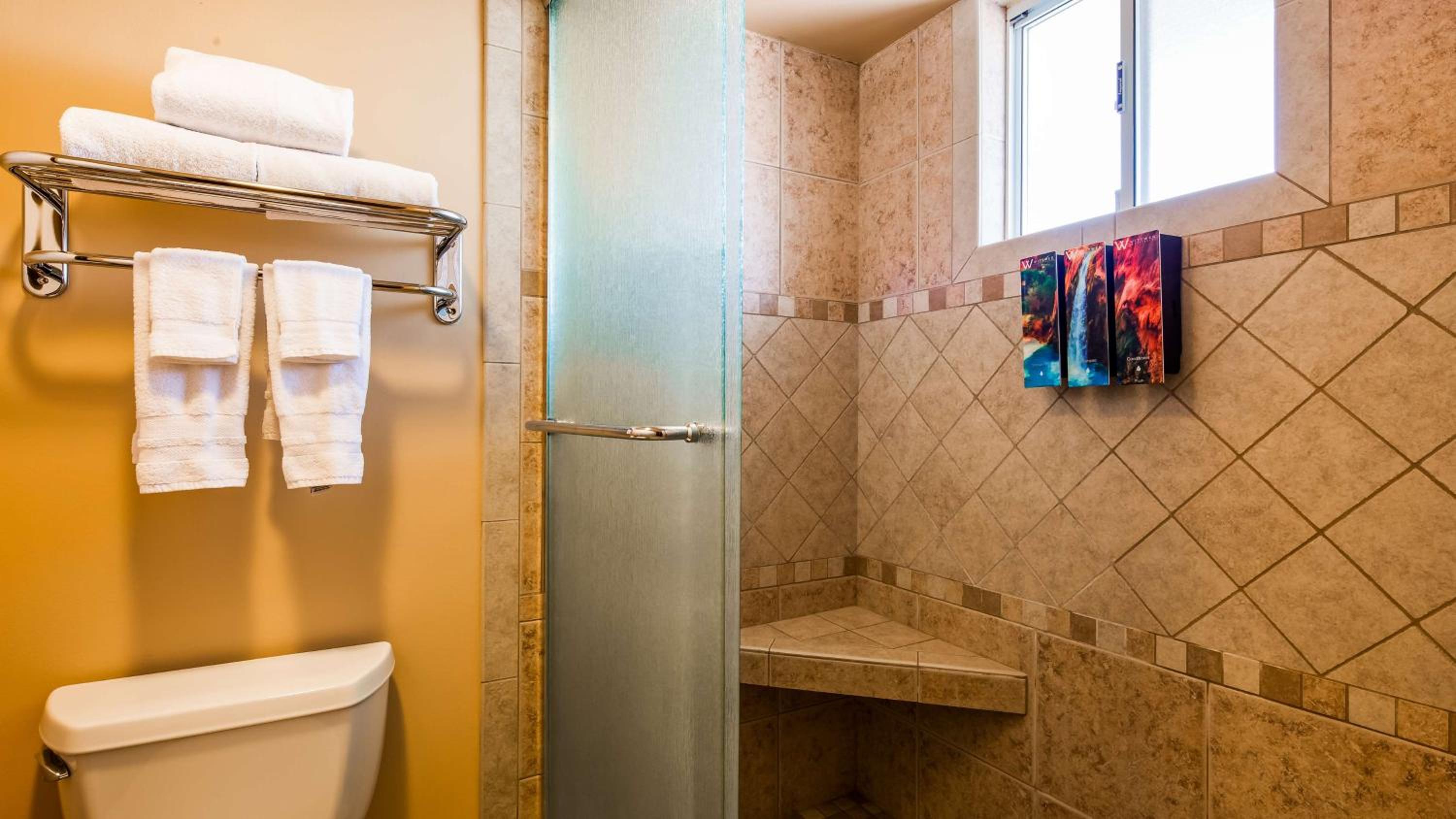 King Room - Pet Friendly/Non-Smoking