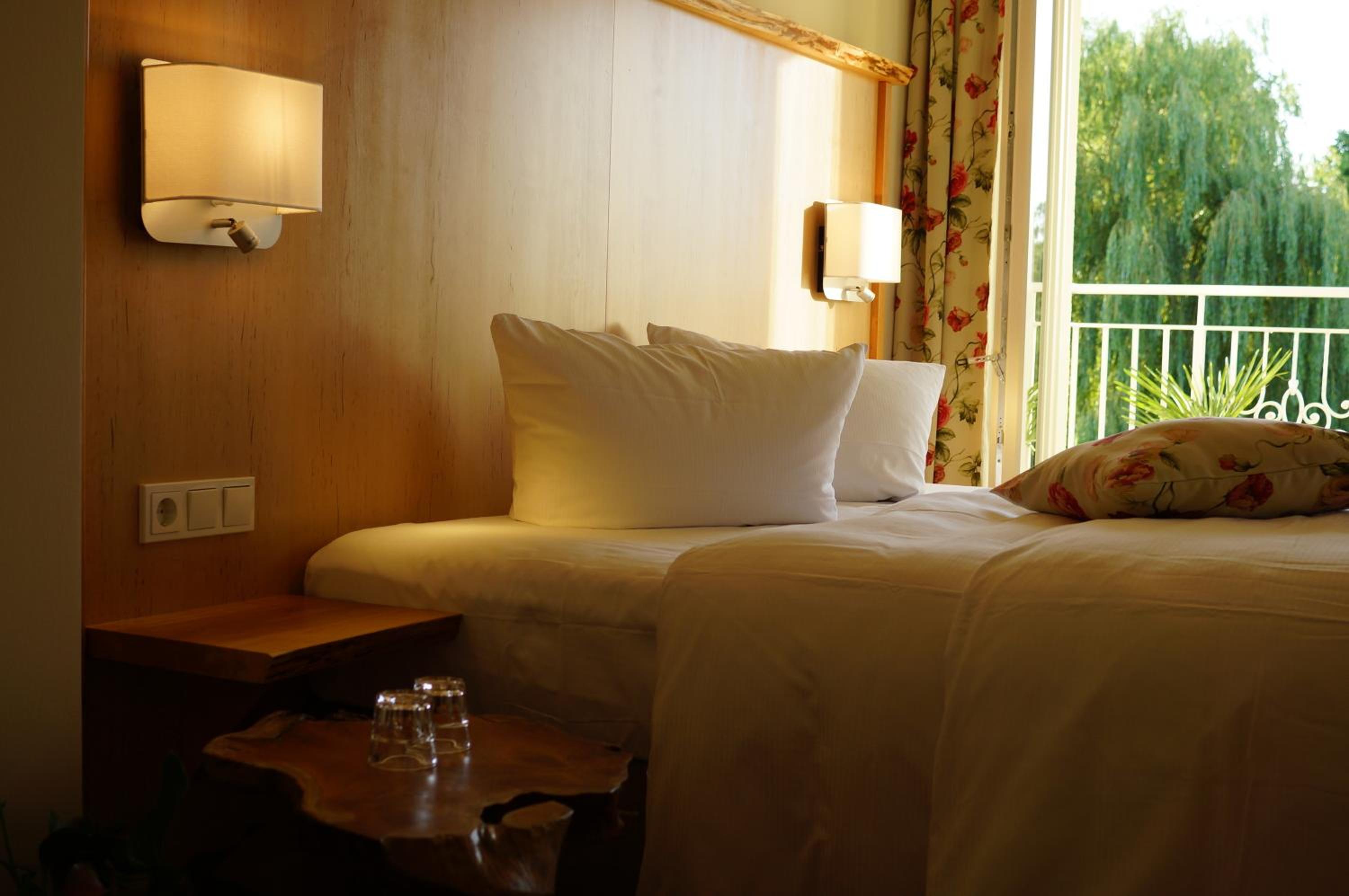 Basic Double Room