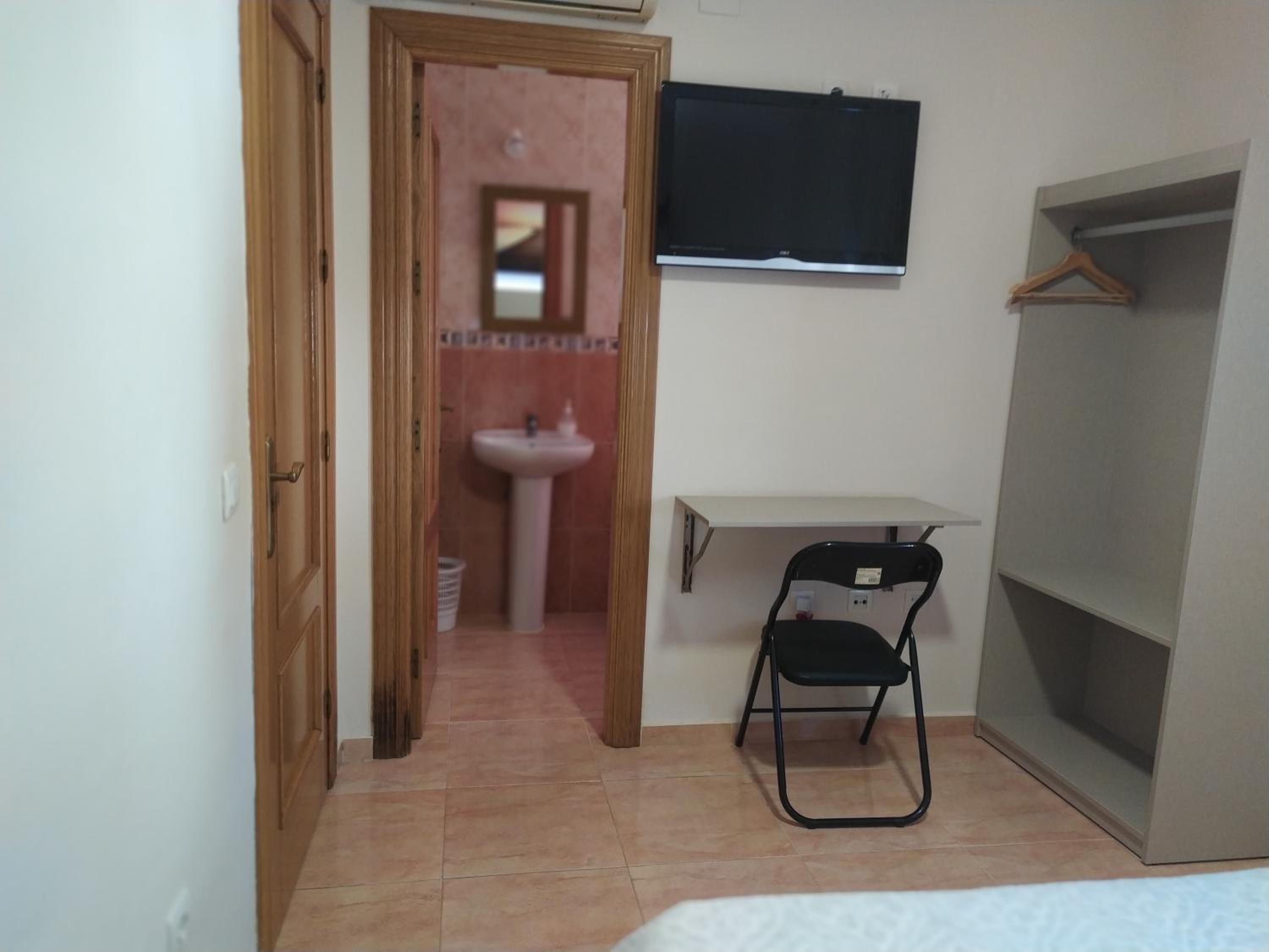 Habitación Doble con Baño Privado