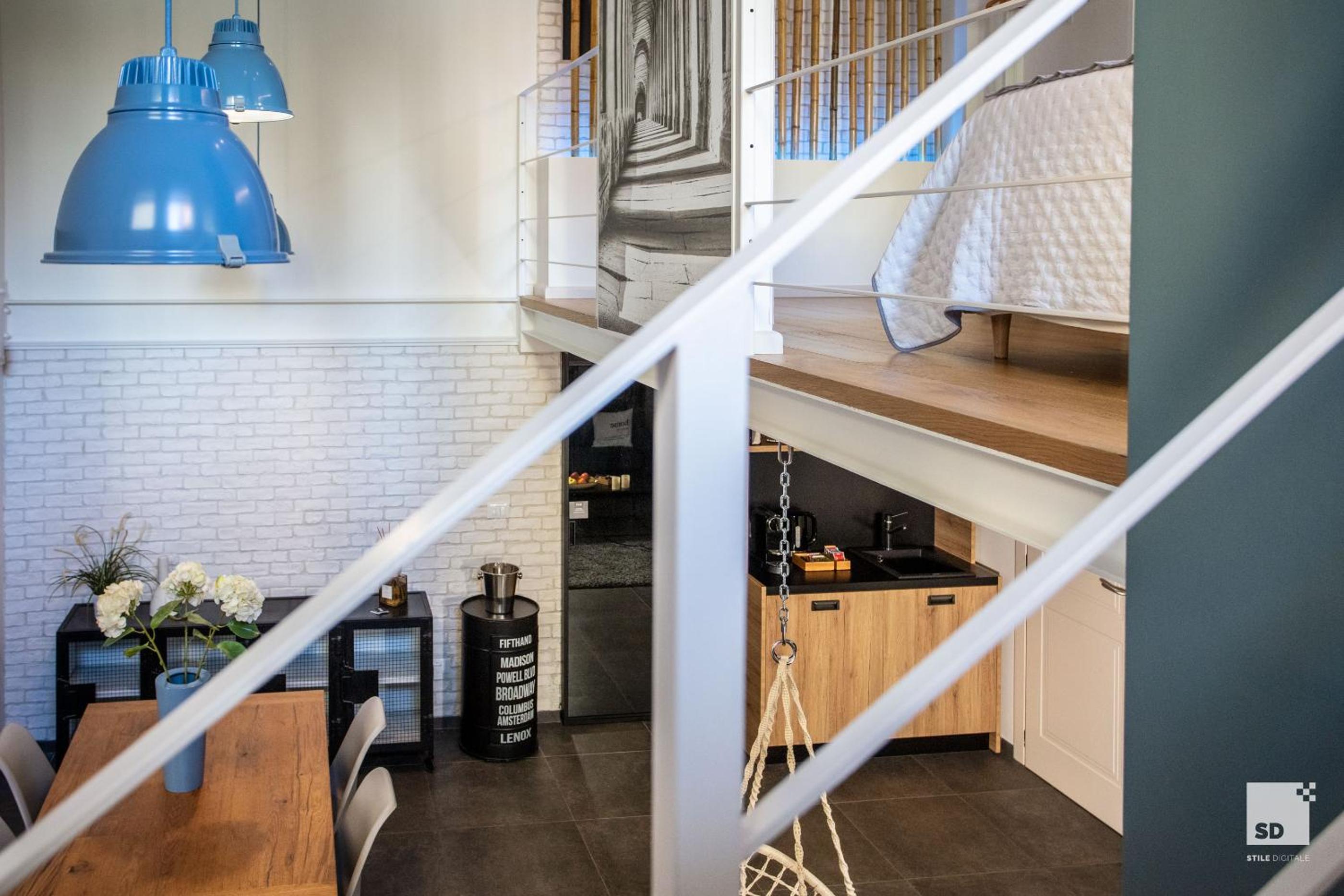 One-Bedroom Apartment - Photo 3