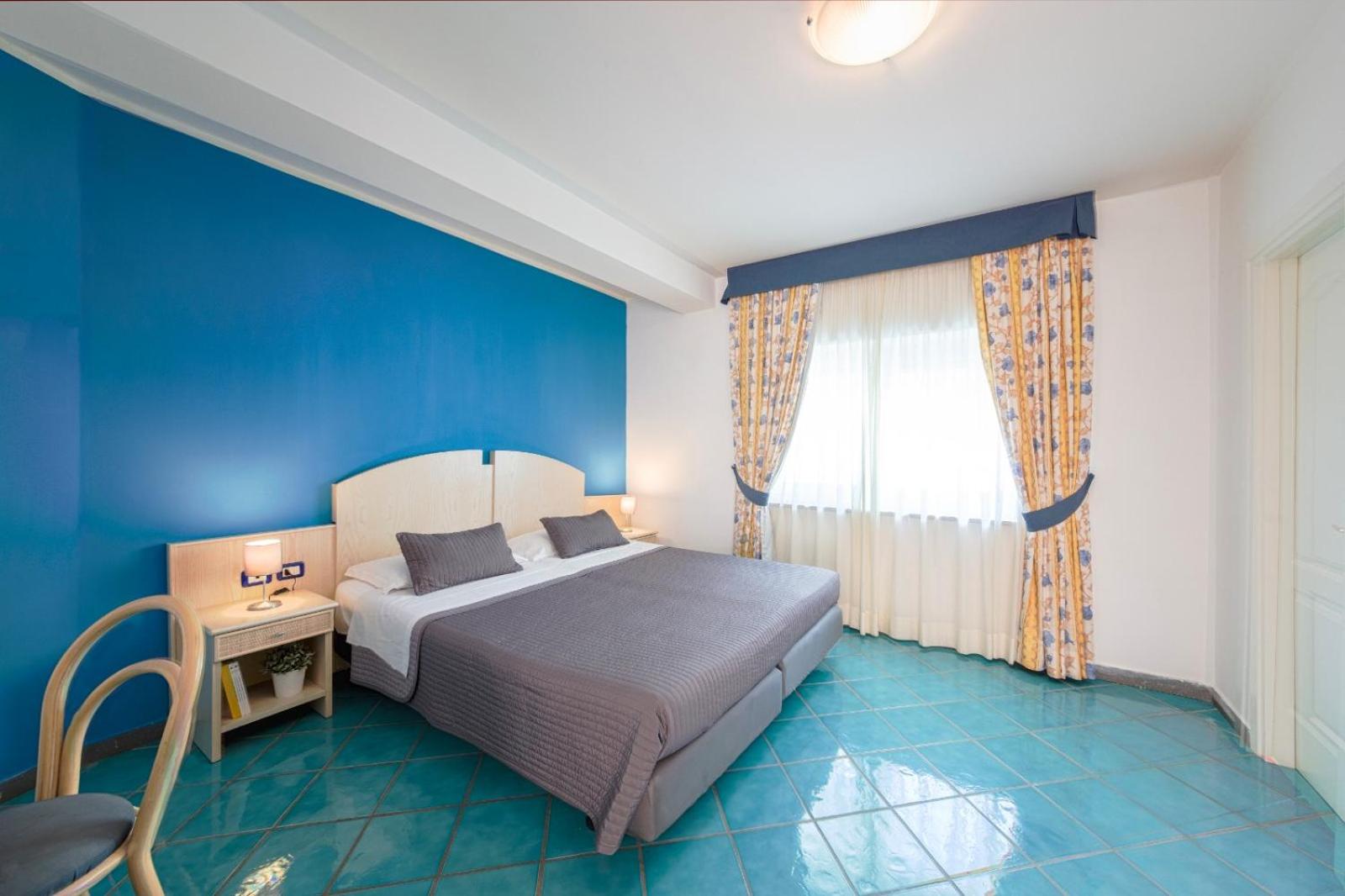 Double Room - Photo 2