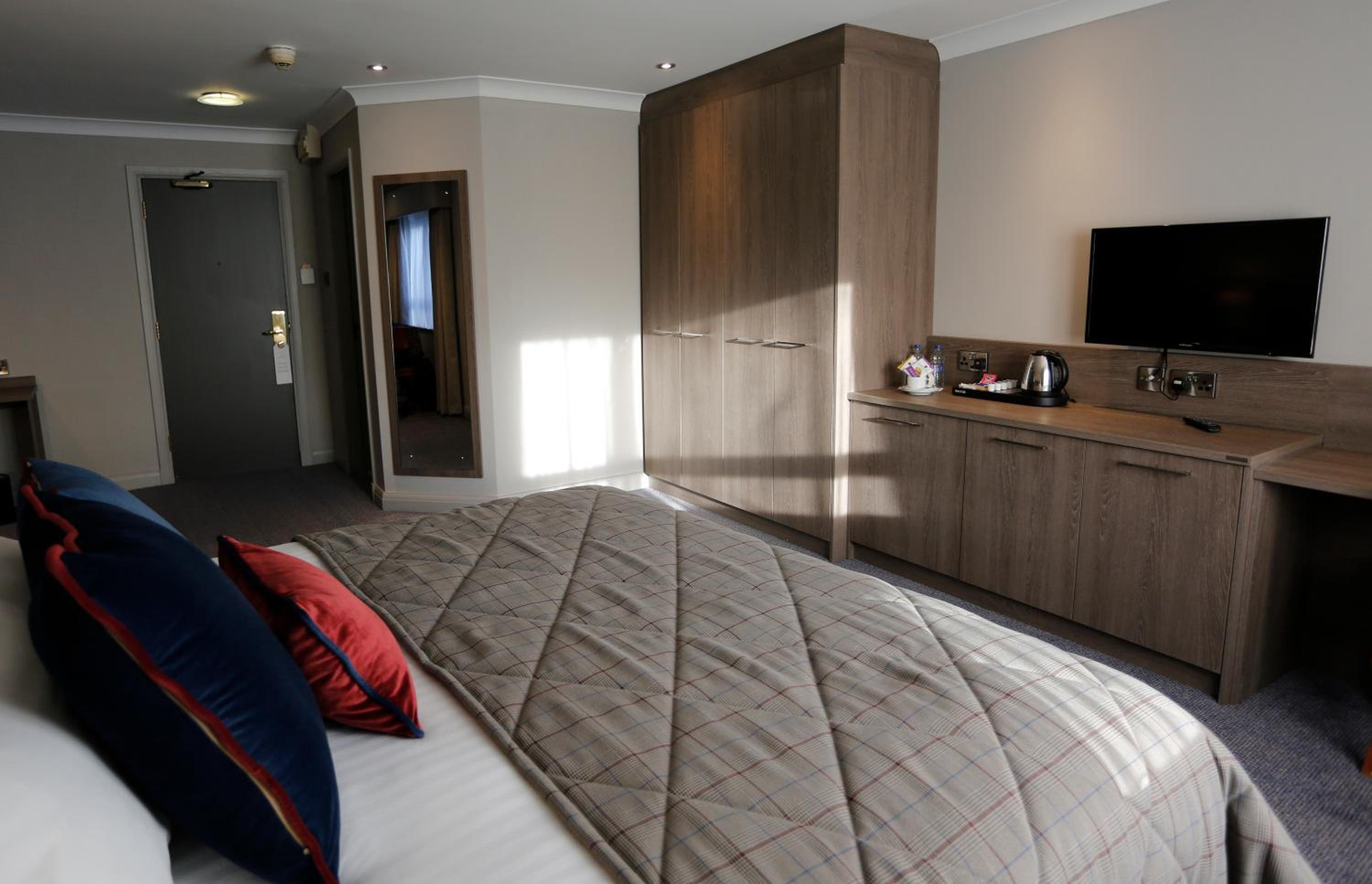 Double or Twin Room photo 3