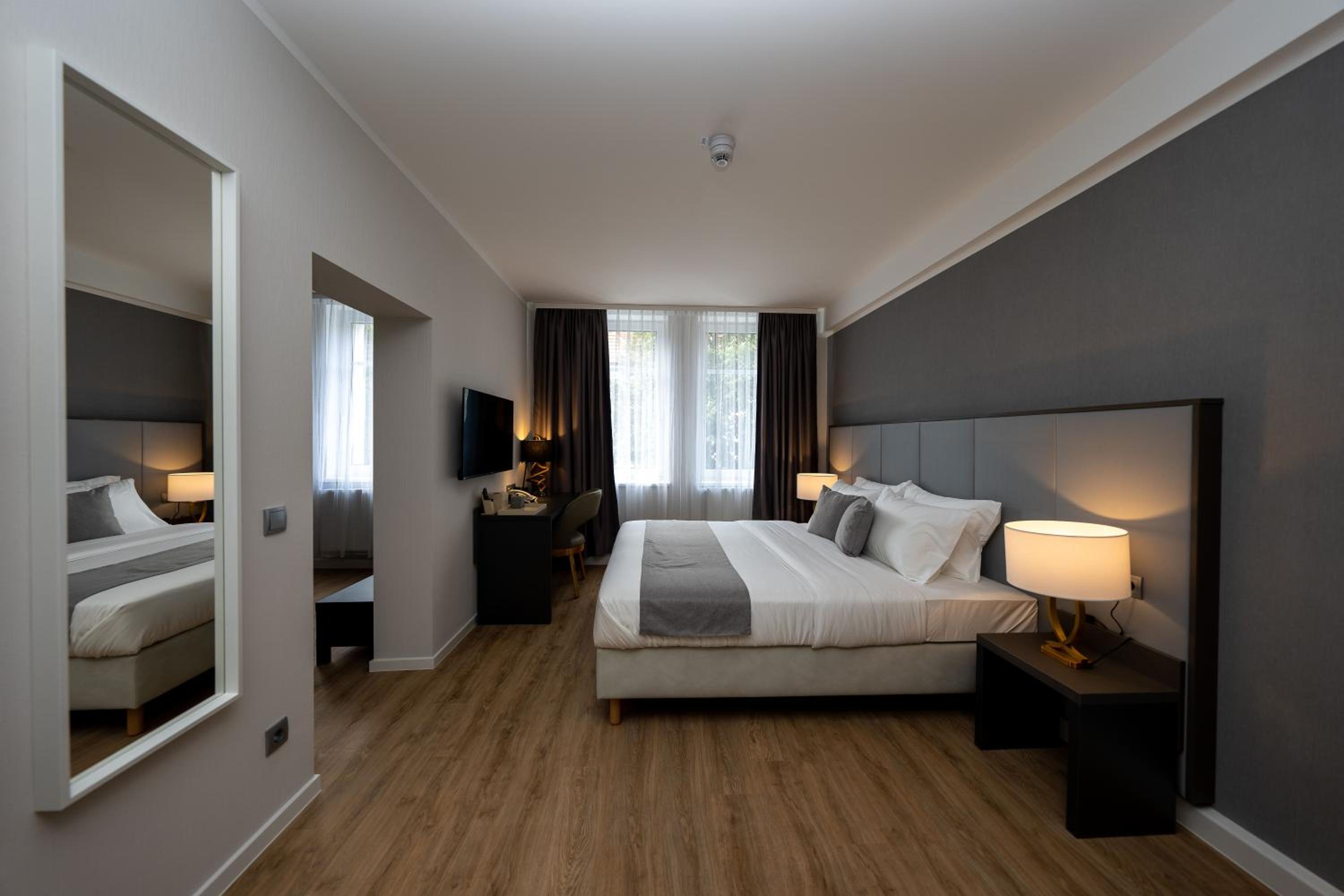 Junior Suite - Photo 6