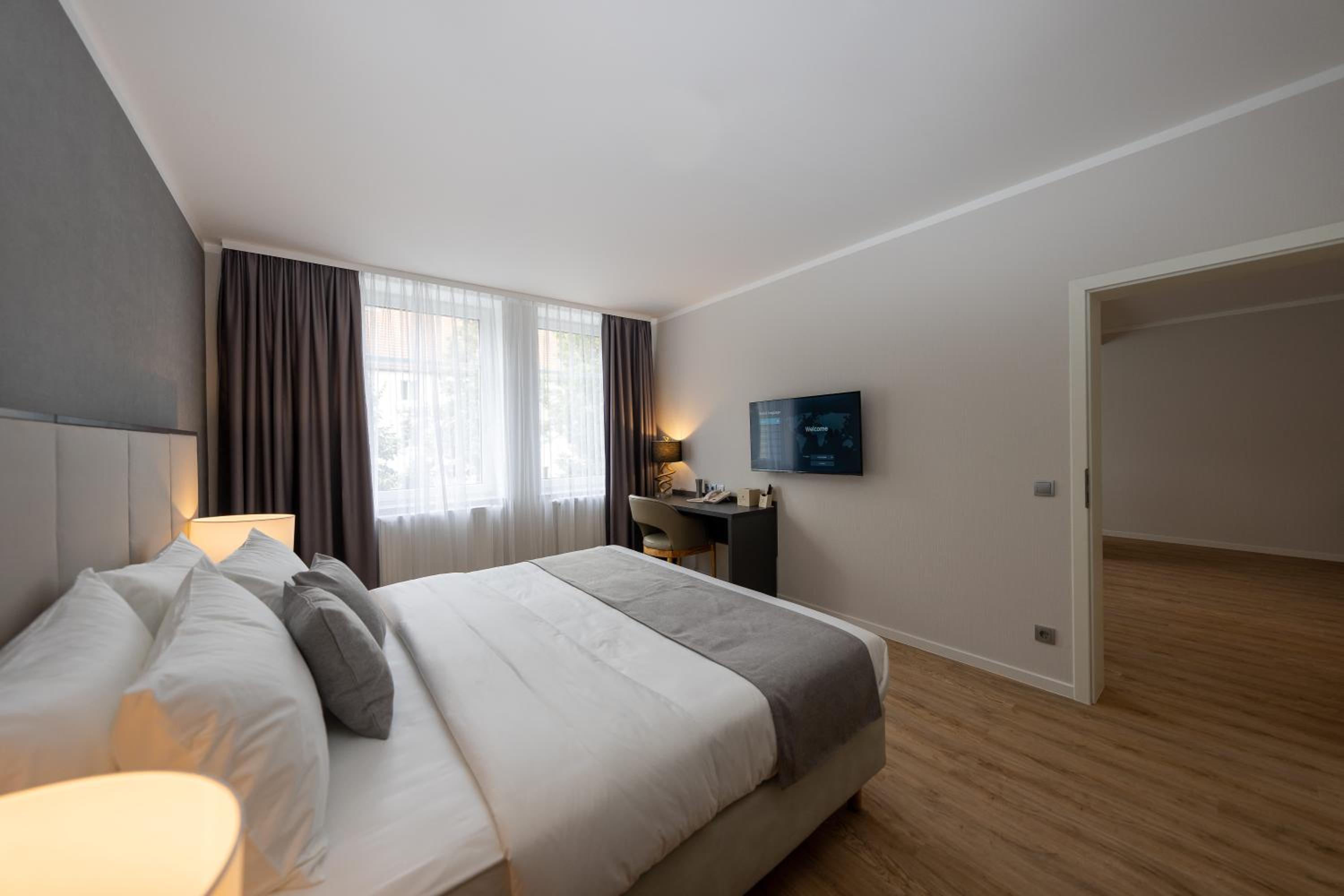 Superior Suite - Photo 1