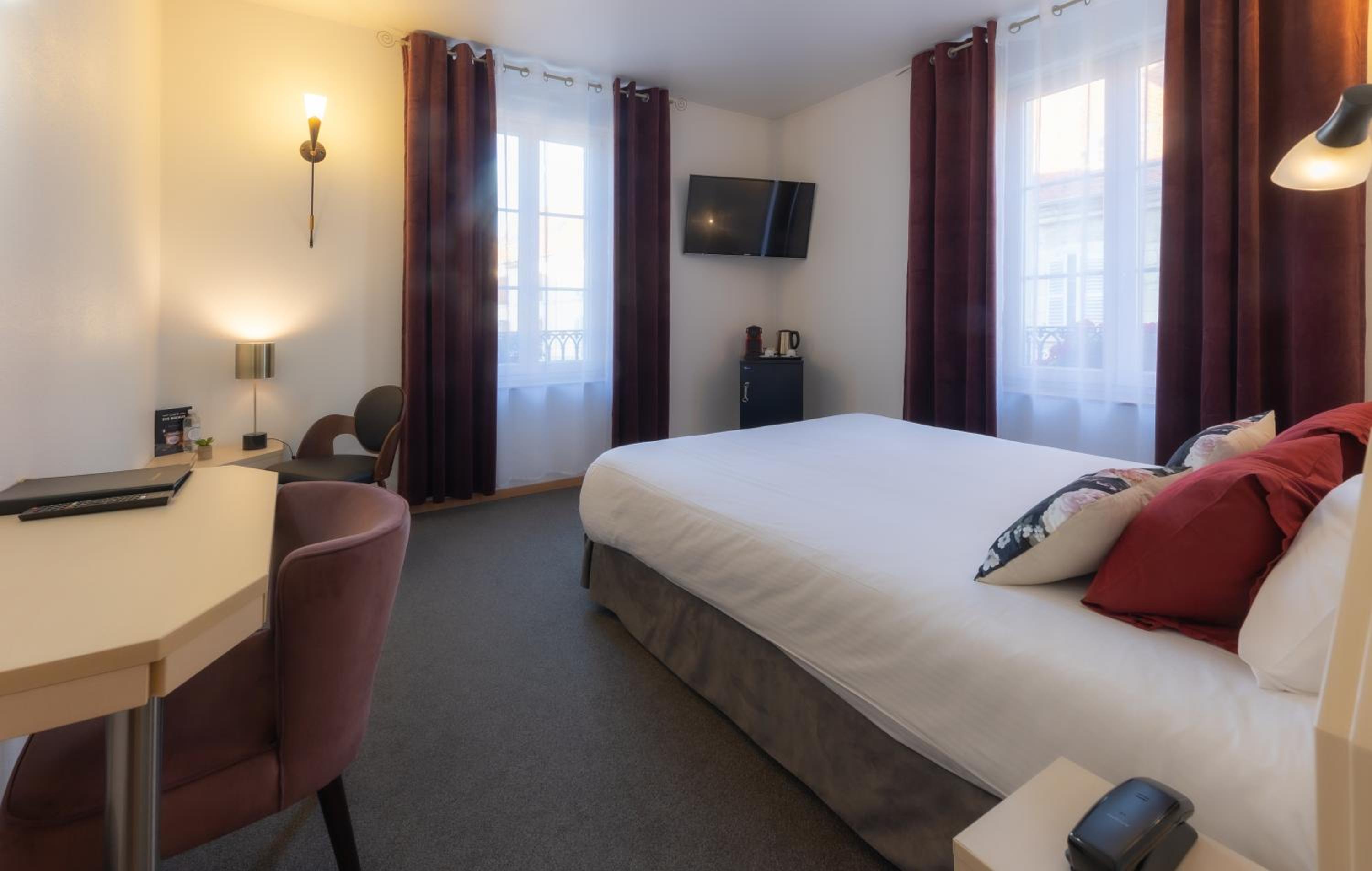 Superior Double Room - Photo 1